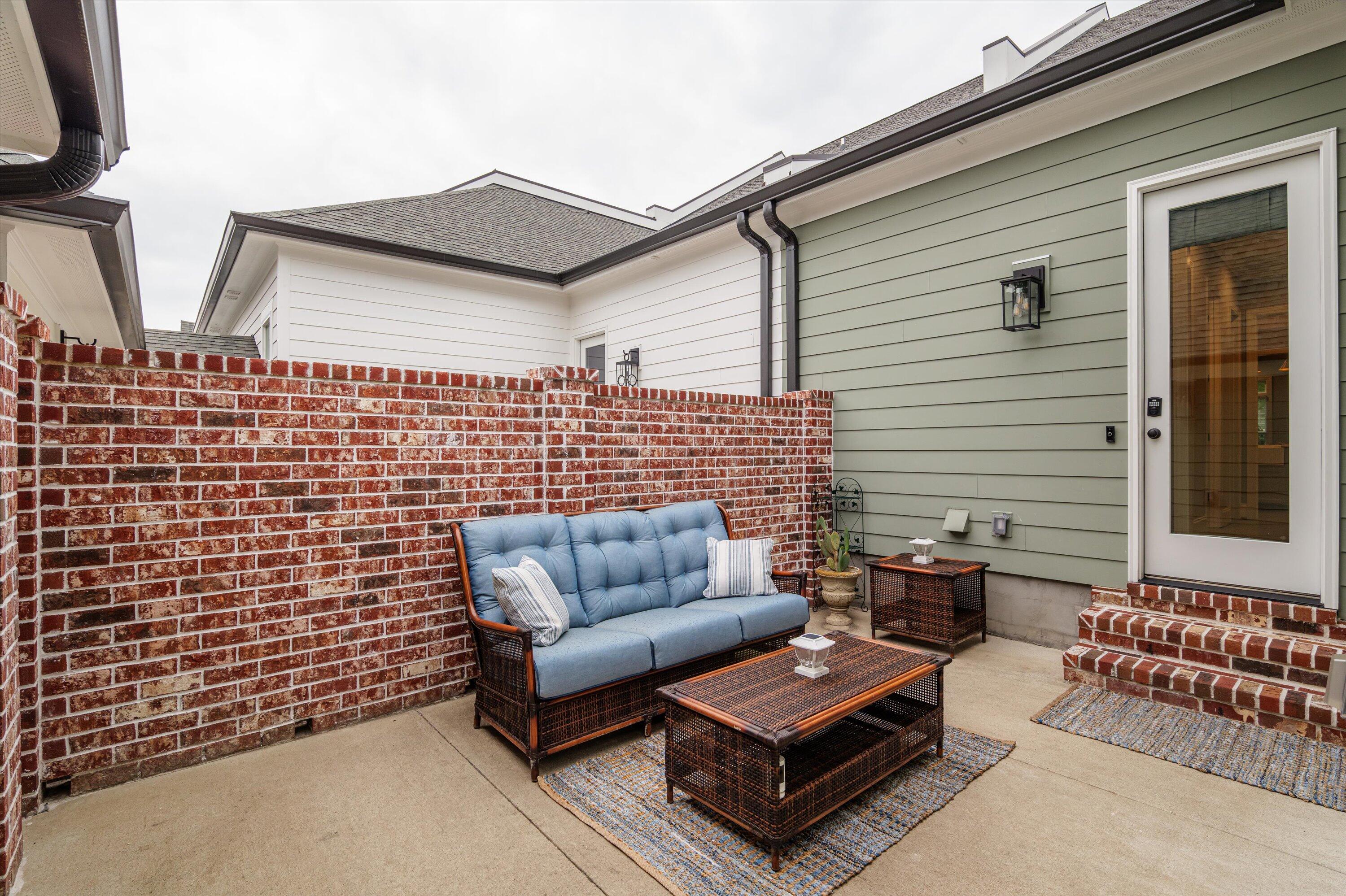 2102 Egret Circle