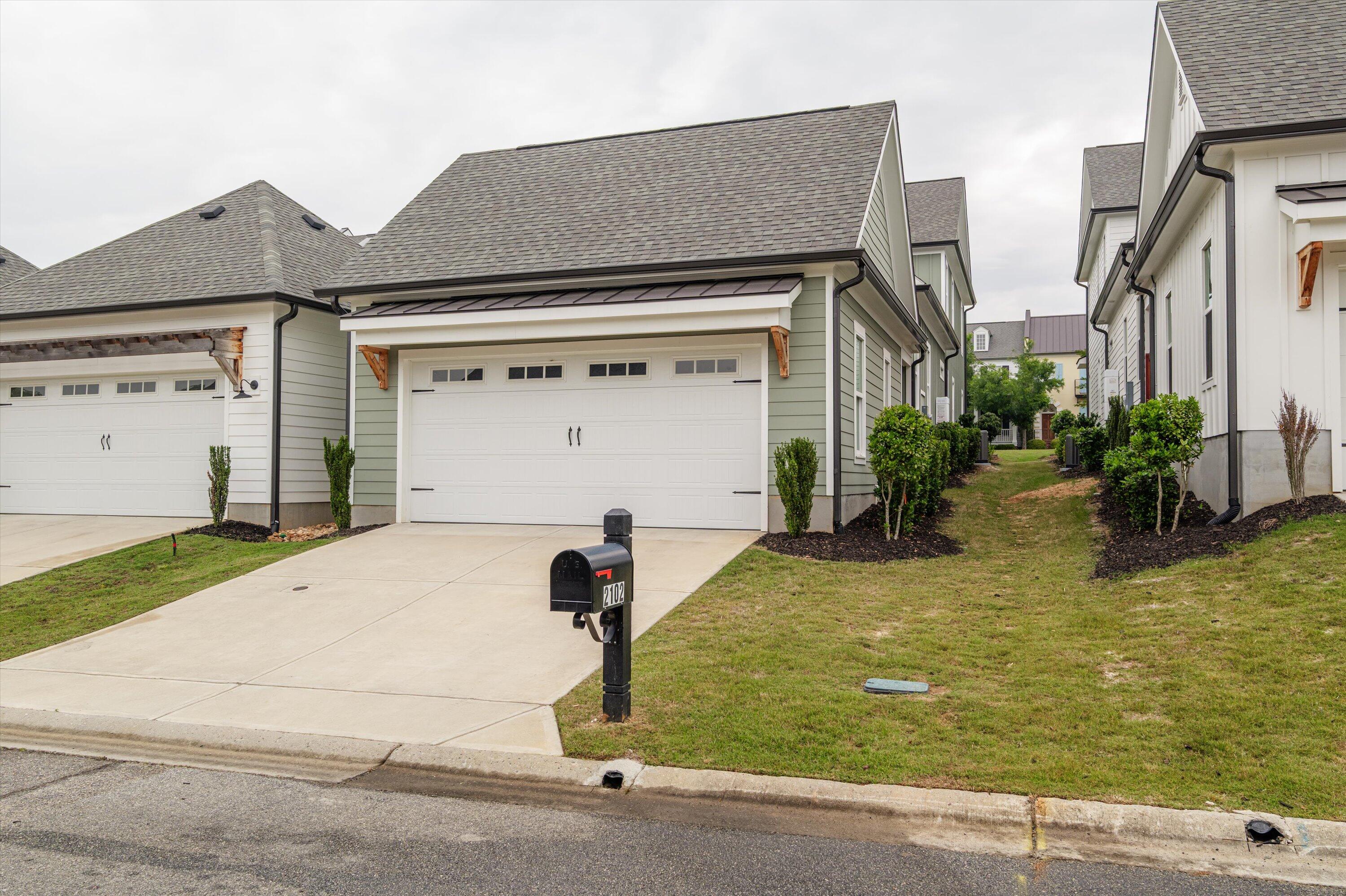 2102 Egret Circle