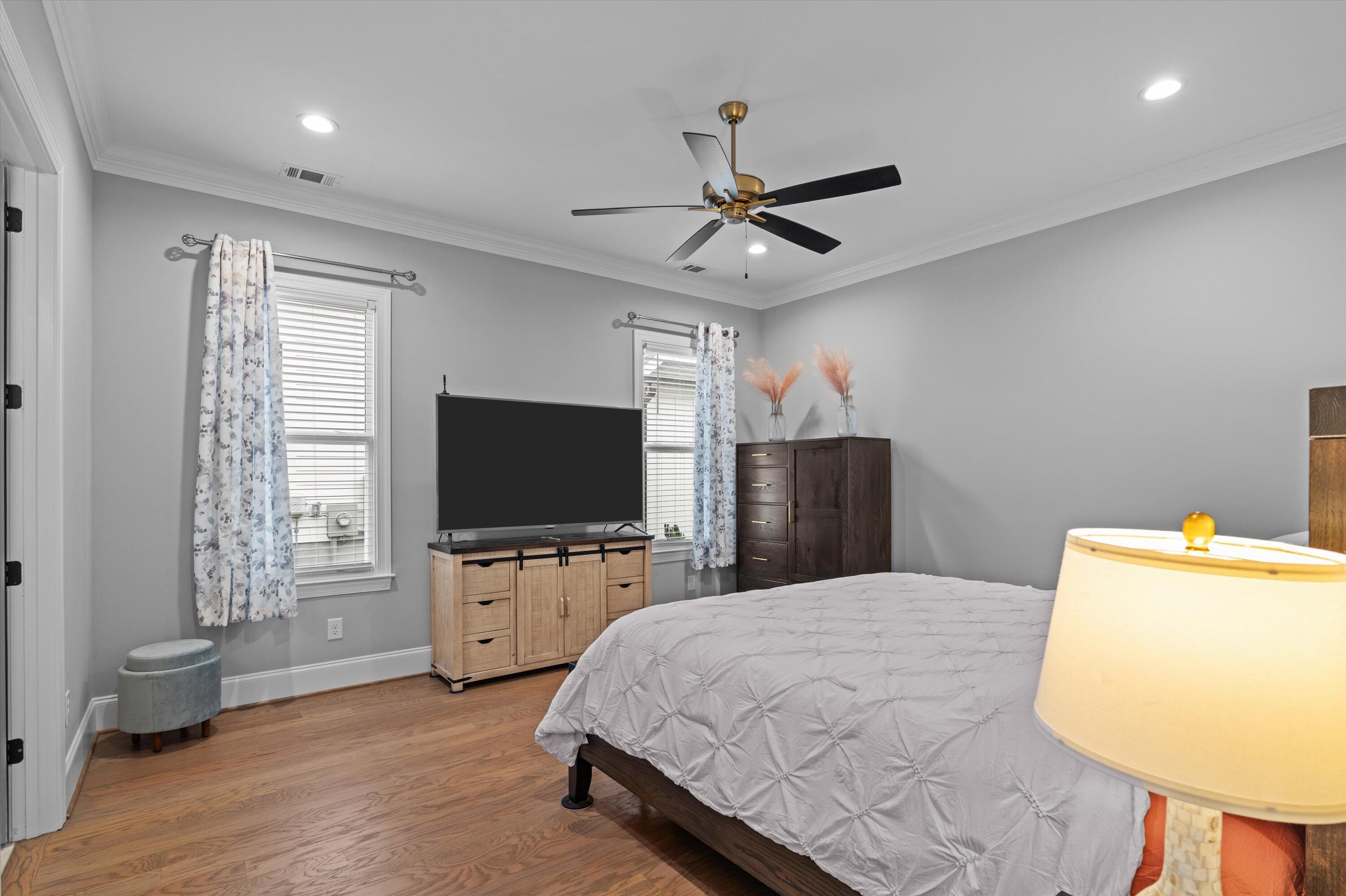 2102 Egret Circle