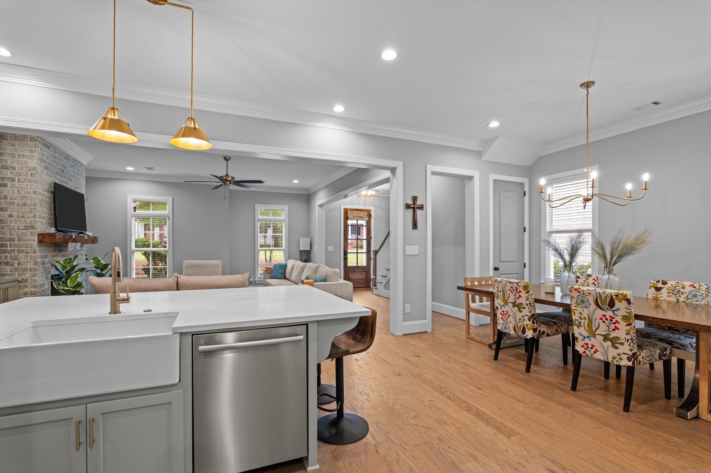 2102 Egret Circle