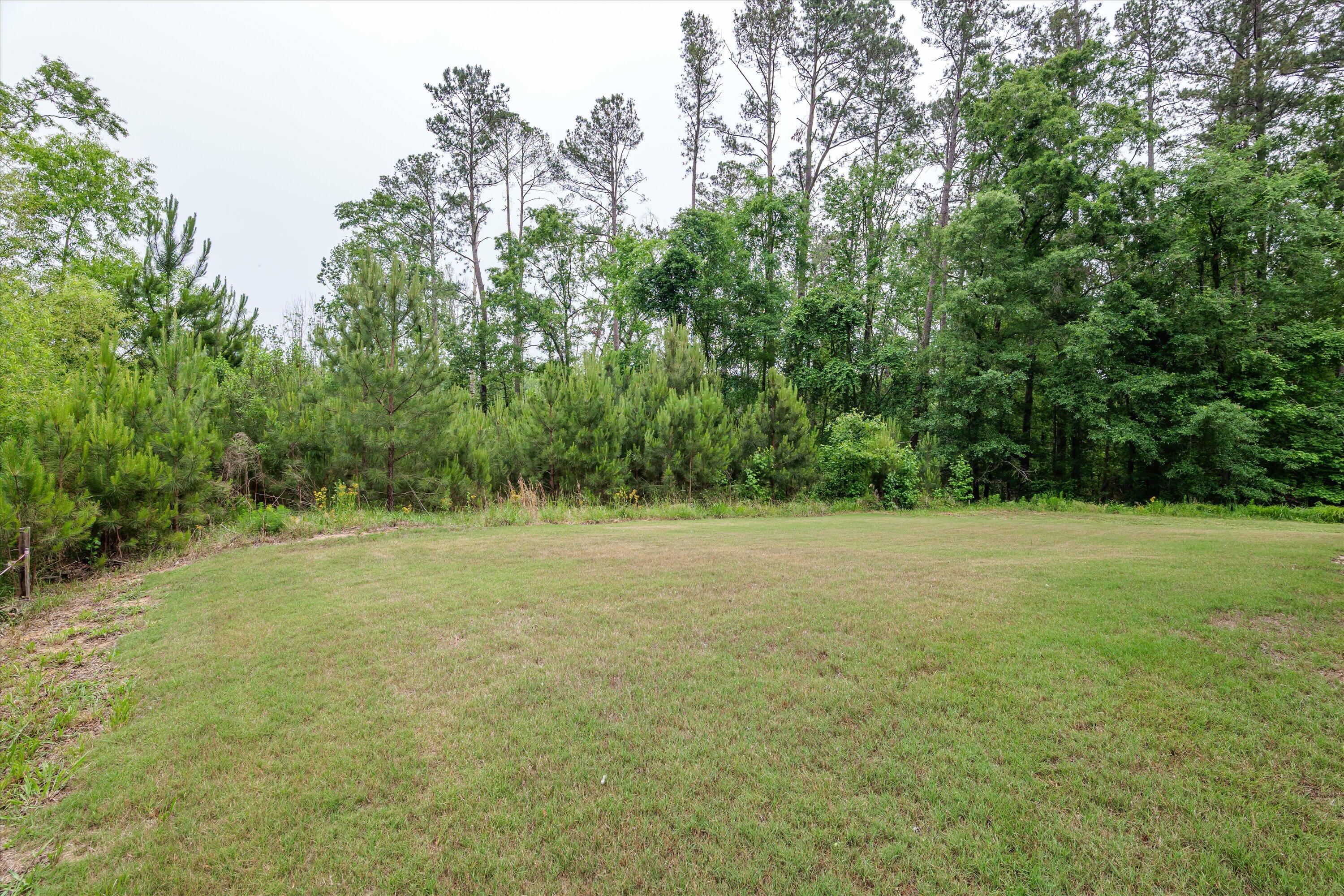 552 River Oaks Lane