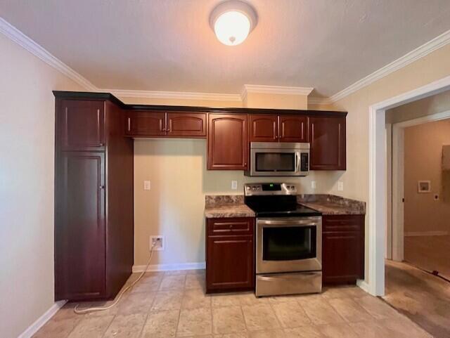 510 Lory Lane