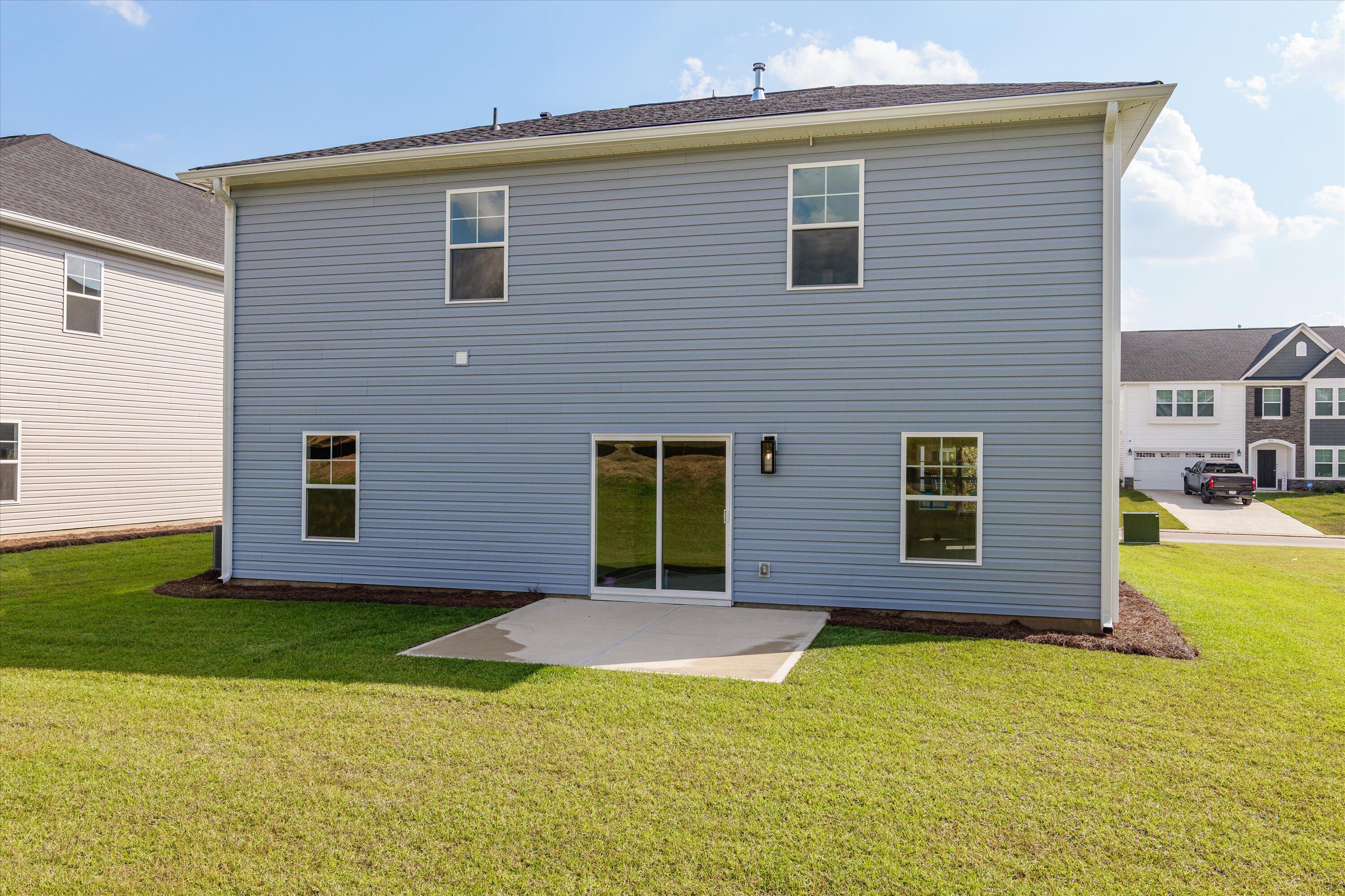220 NW Shingle Oak Garden