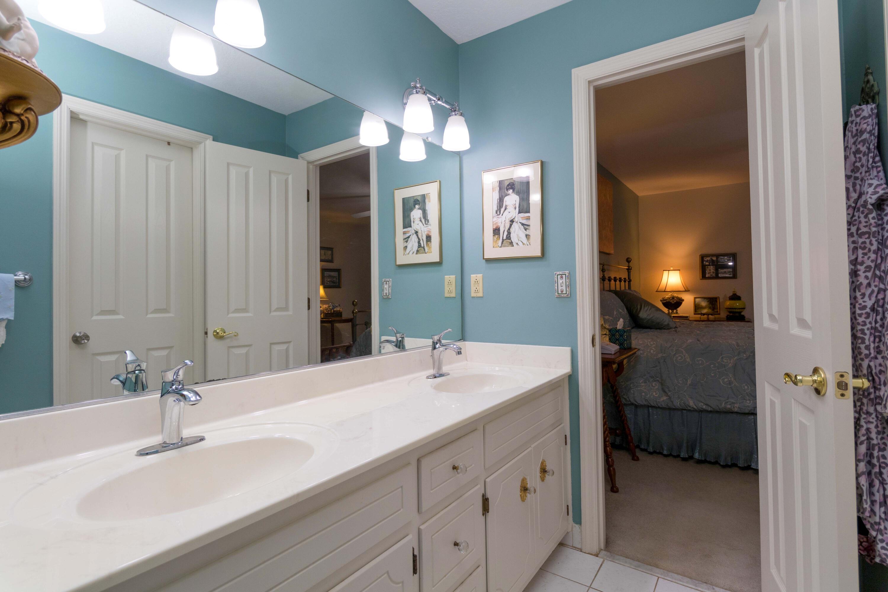 445 Creekwalk Drive