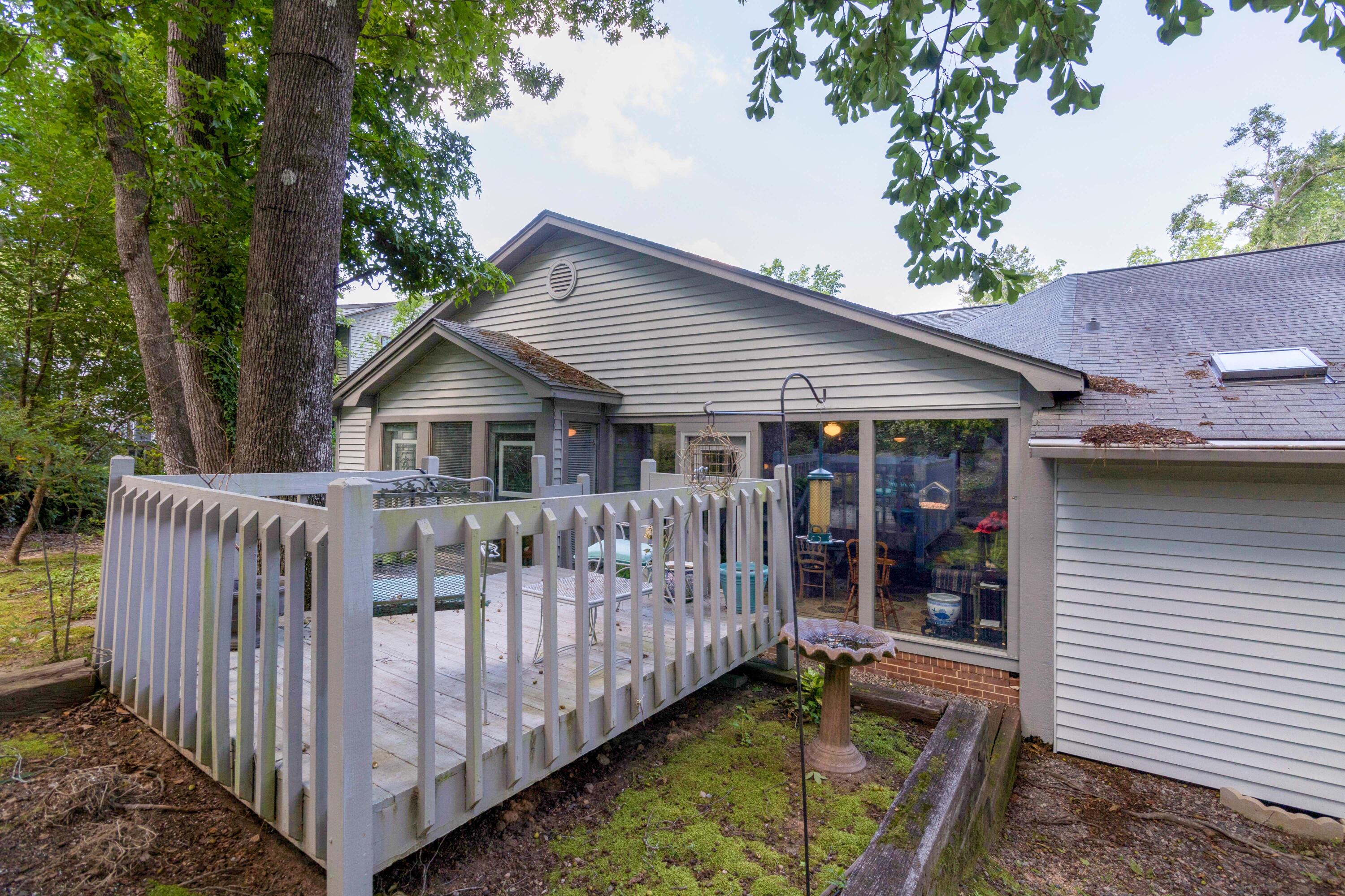445 Creekwalk Drive