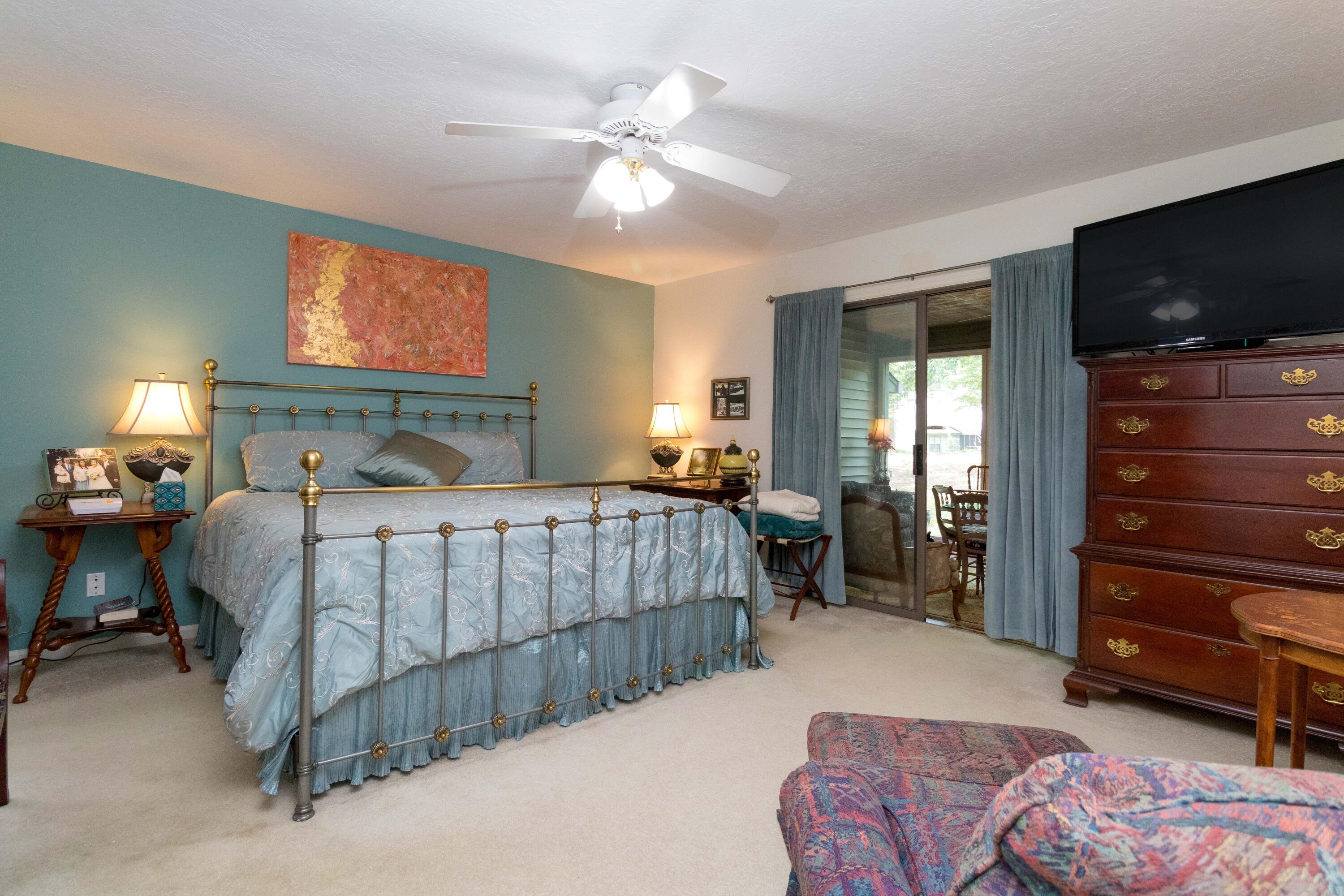 445 Creekwalk Drive