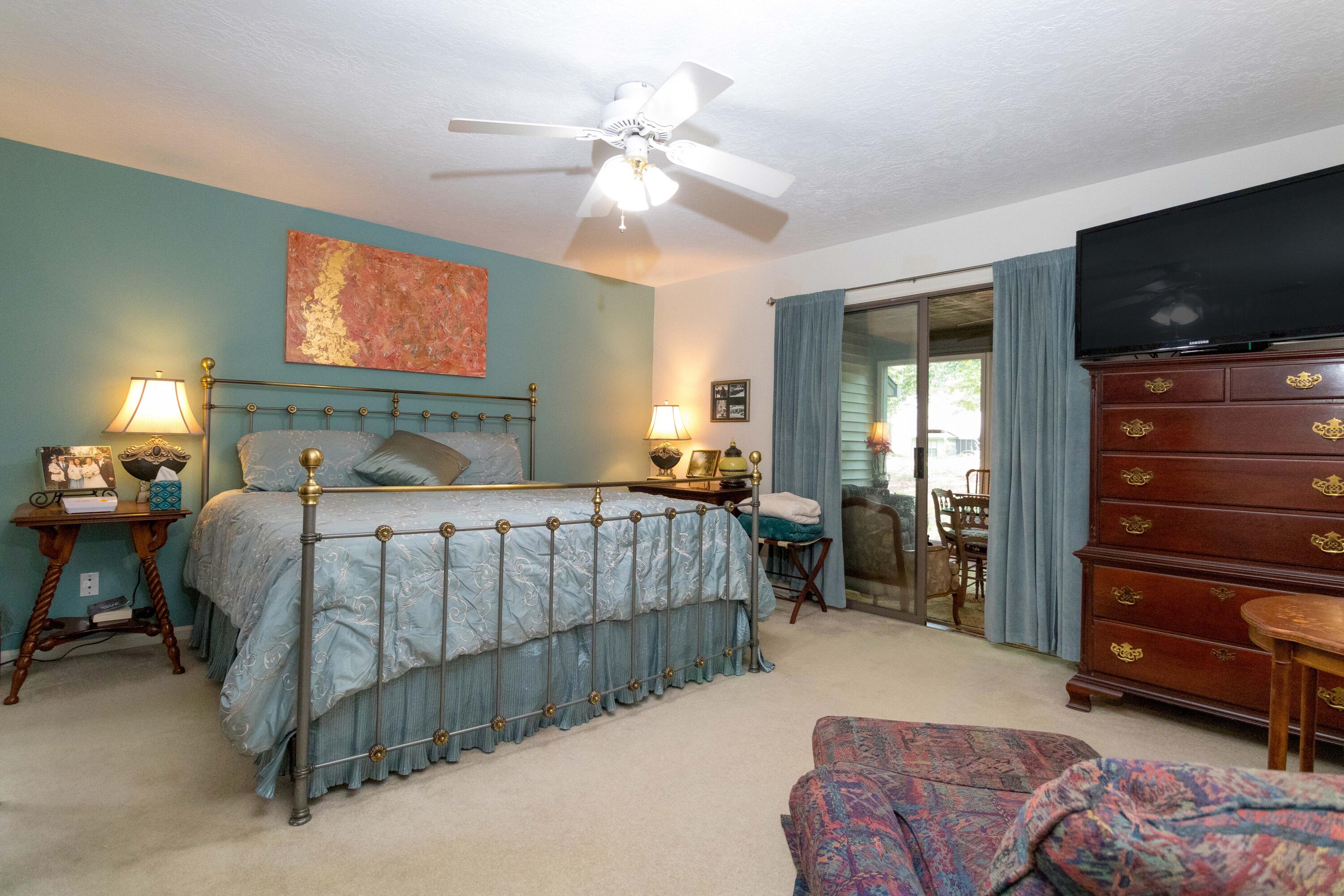 445 Creekwalk Drive