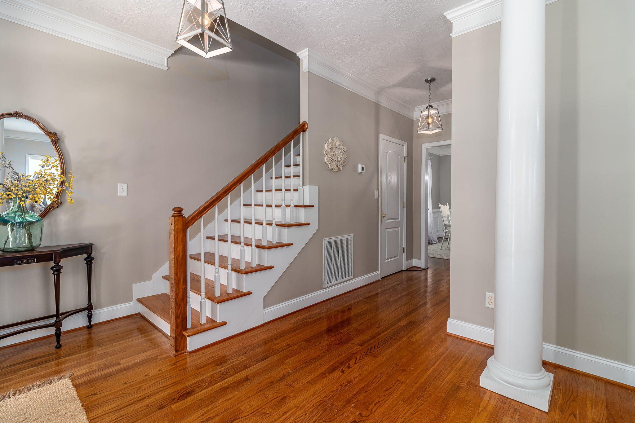 211 Oleander Trail