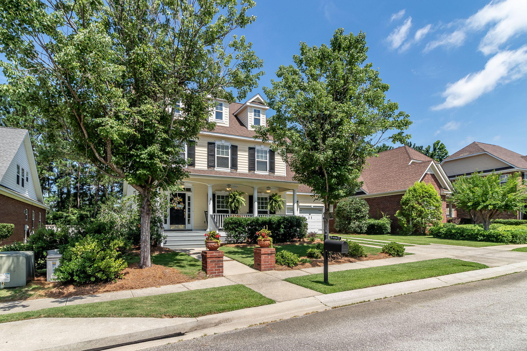 211 Oleander Trail