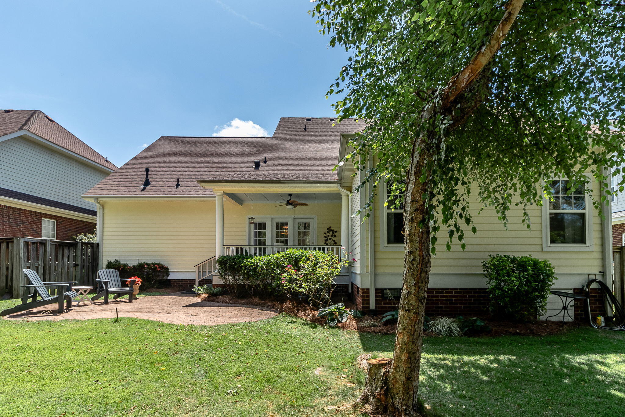 211 Oleander Trail