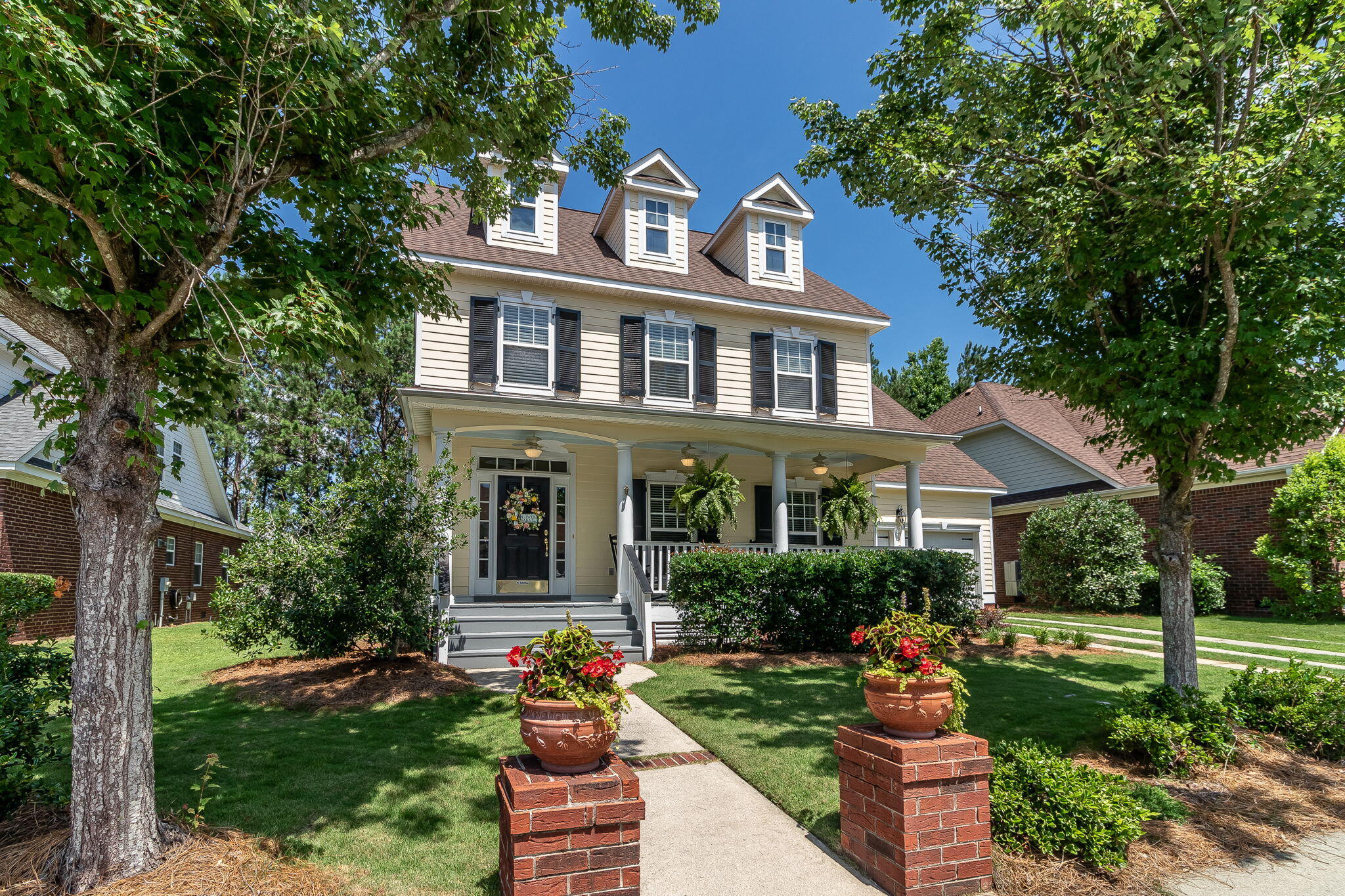 211 Oleander Trail