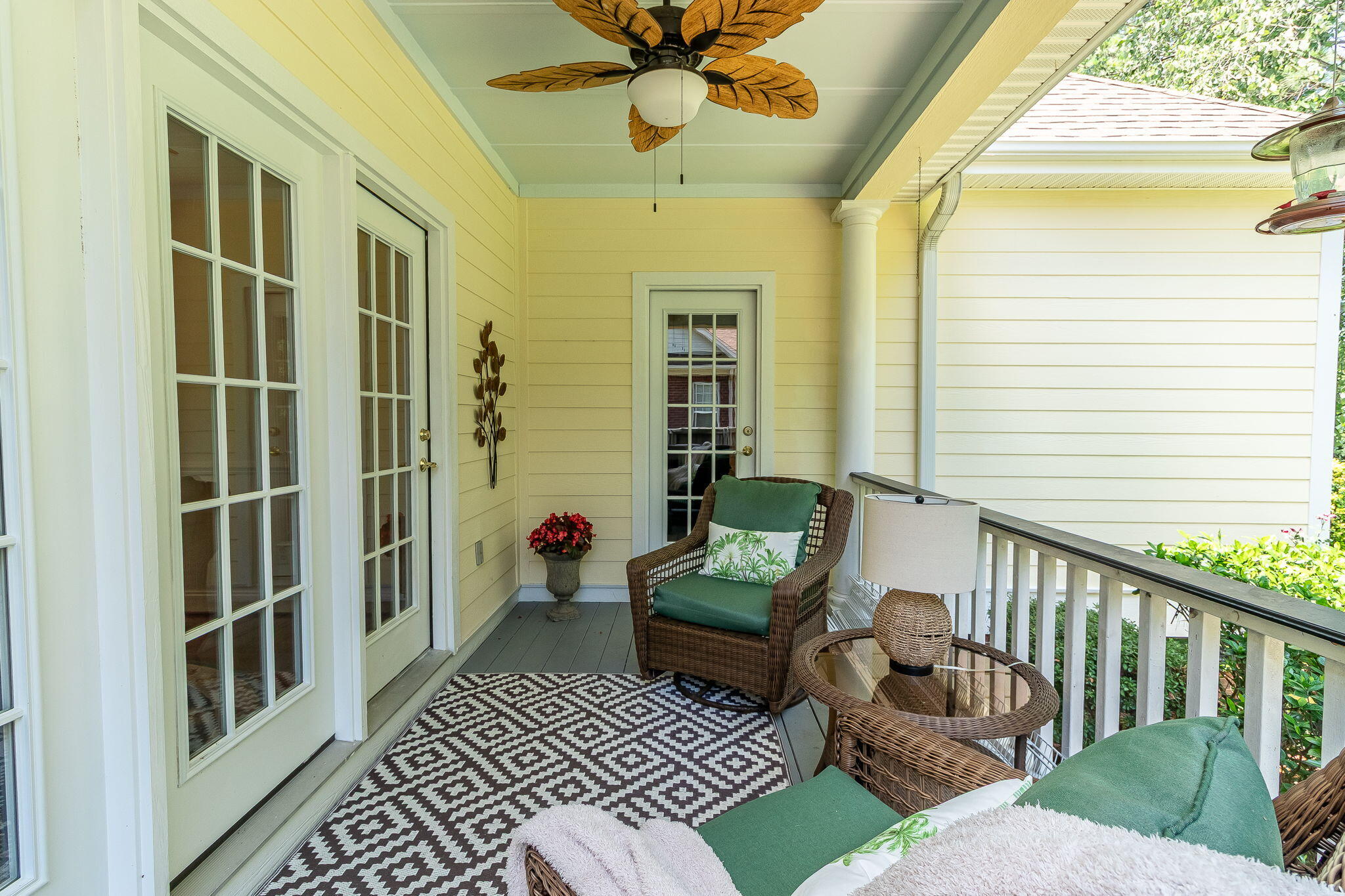 211 Oleander Trail