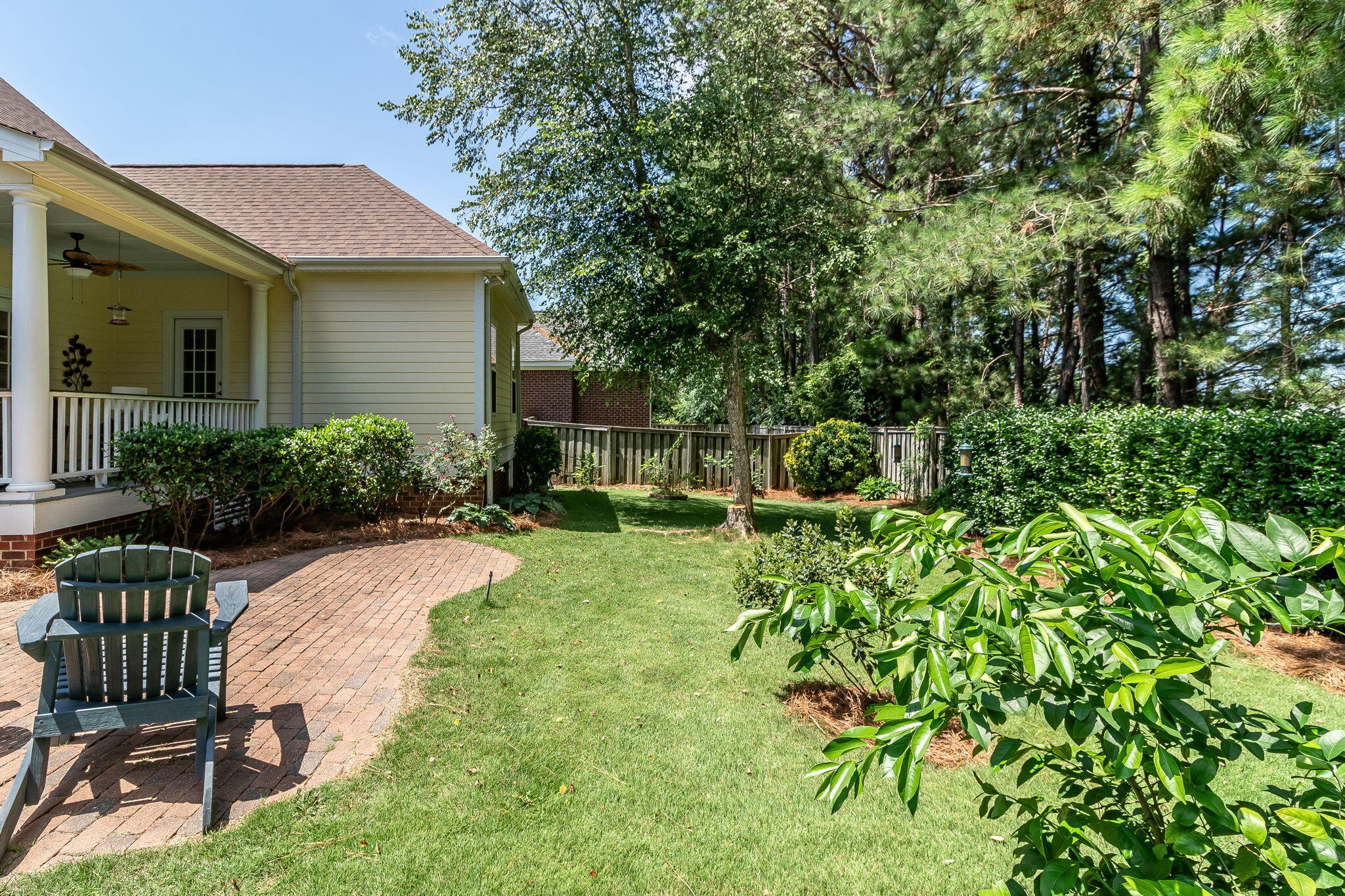211 Oleander Trail