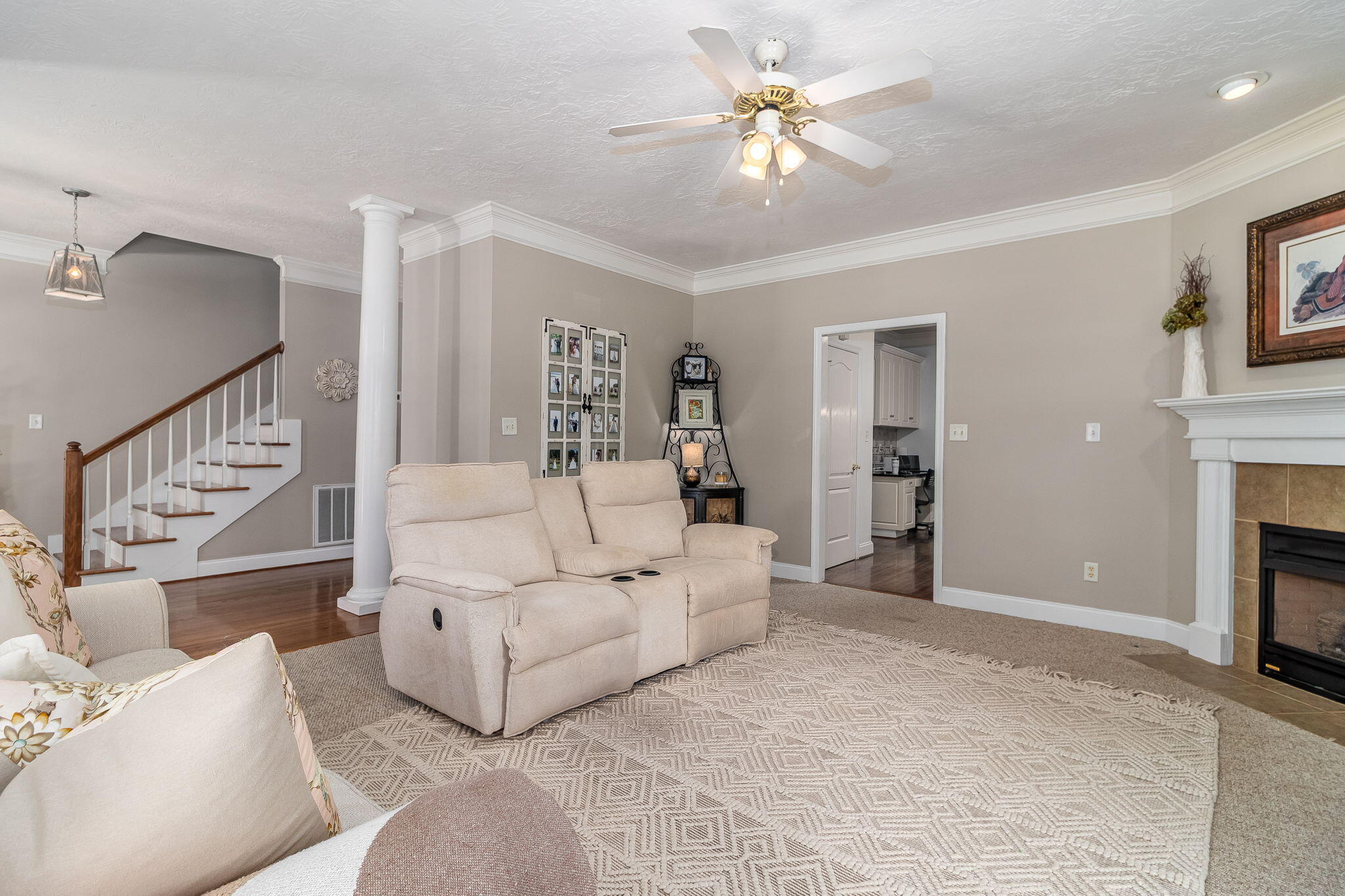 211 Oleander Trail