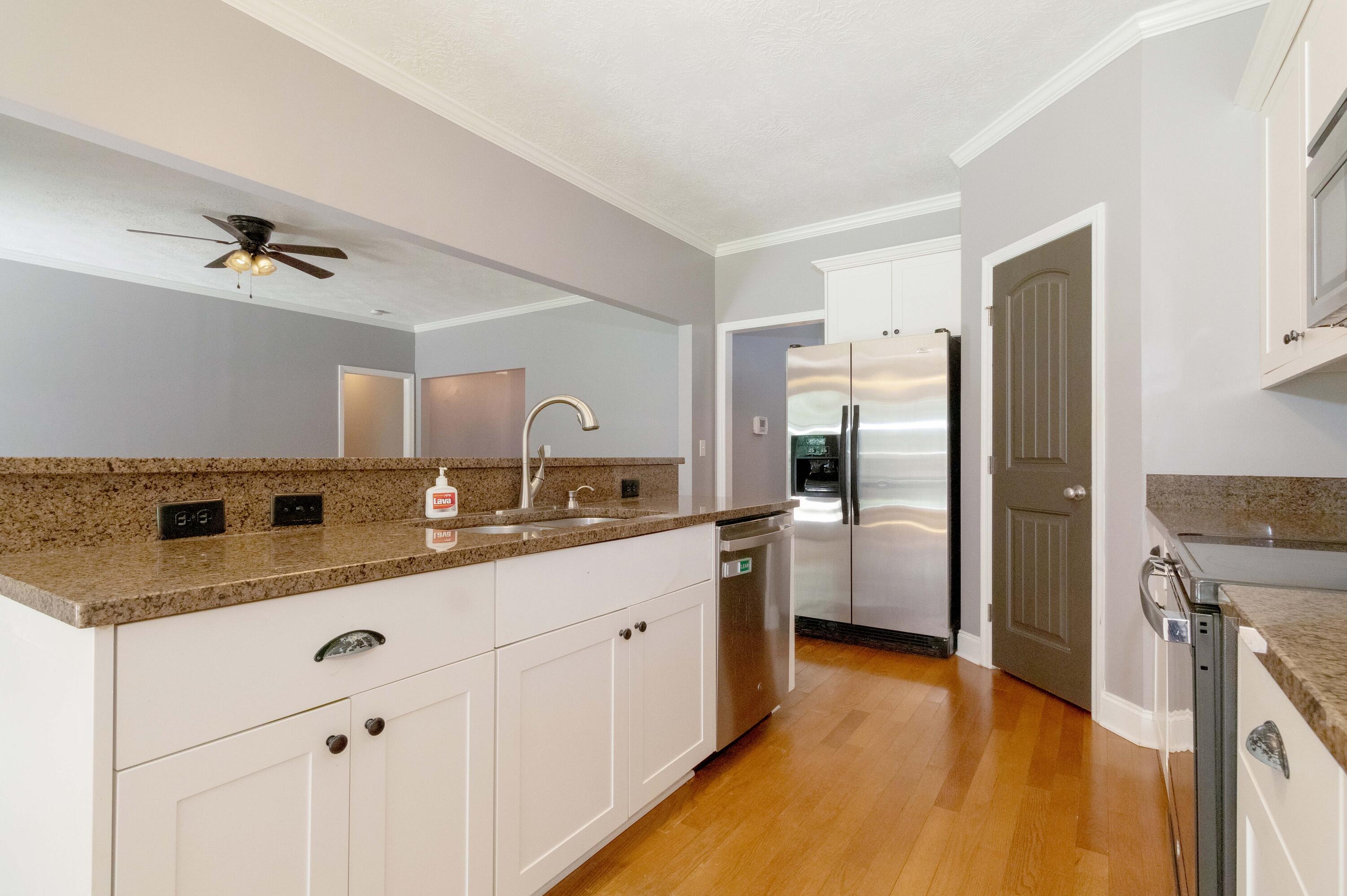 4131 Chastain Drive