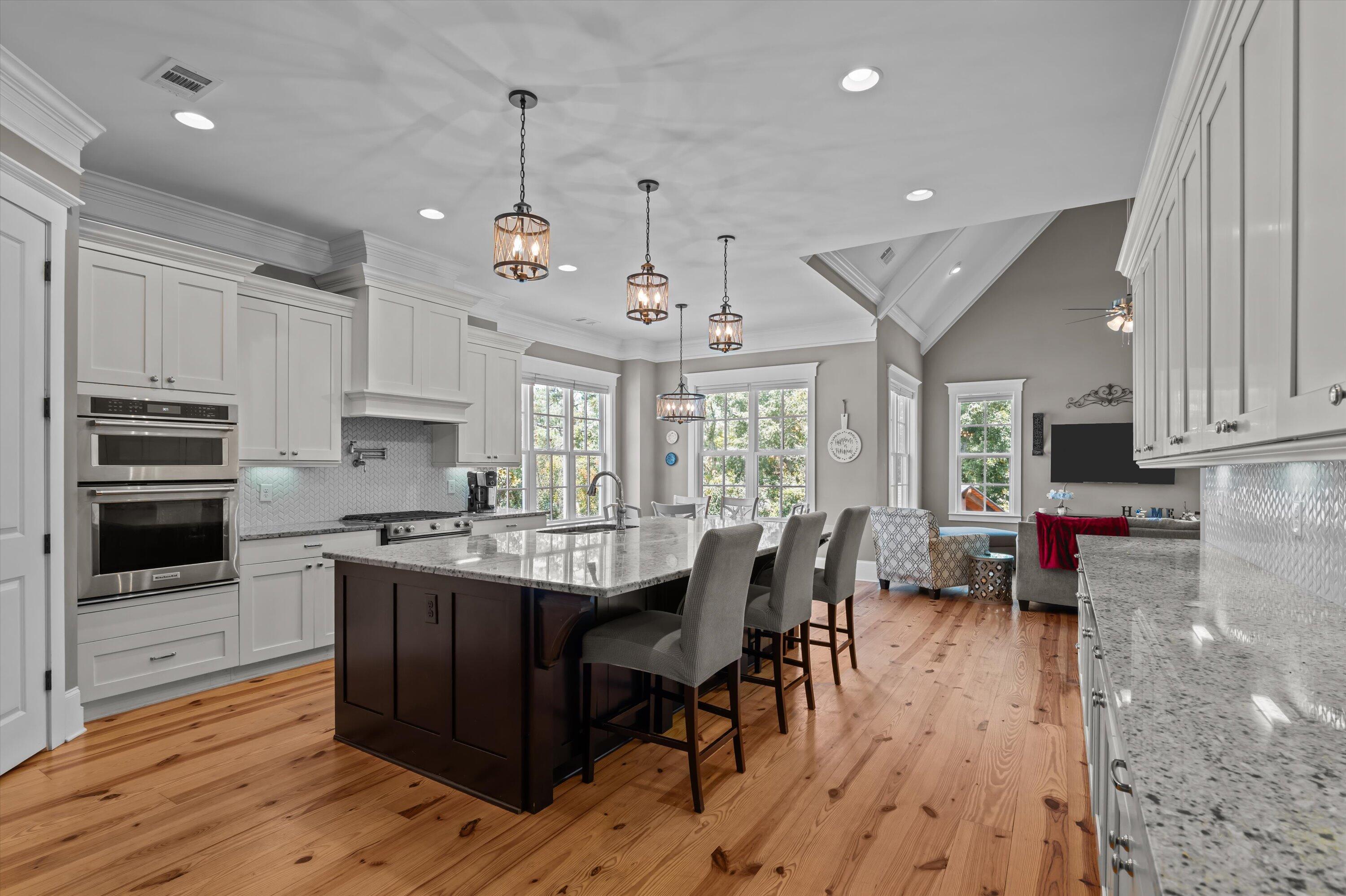 628 Emerald Crossing