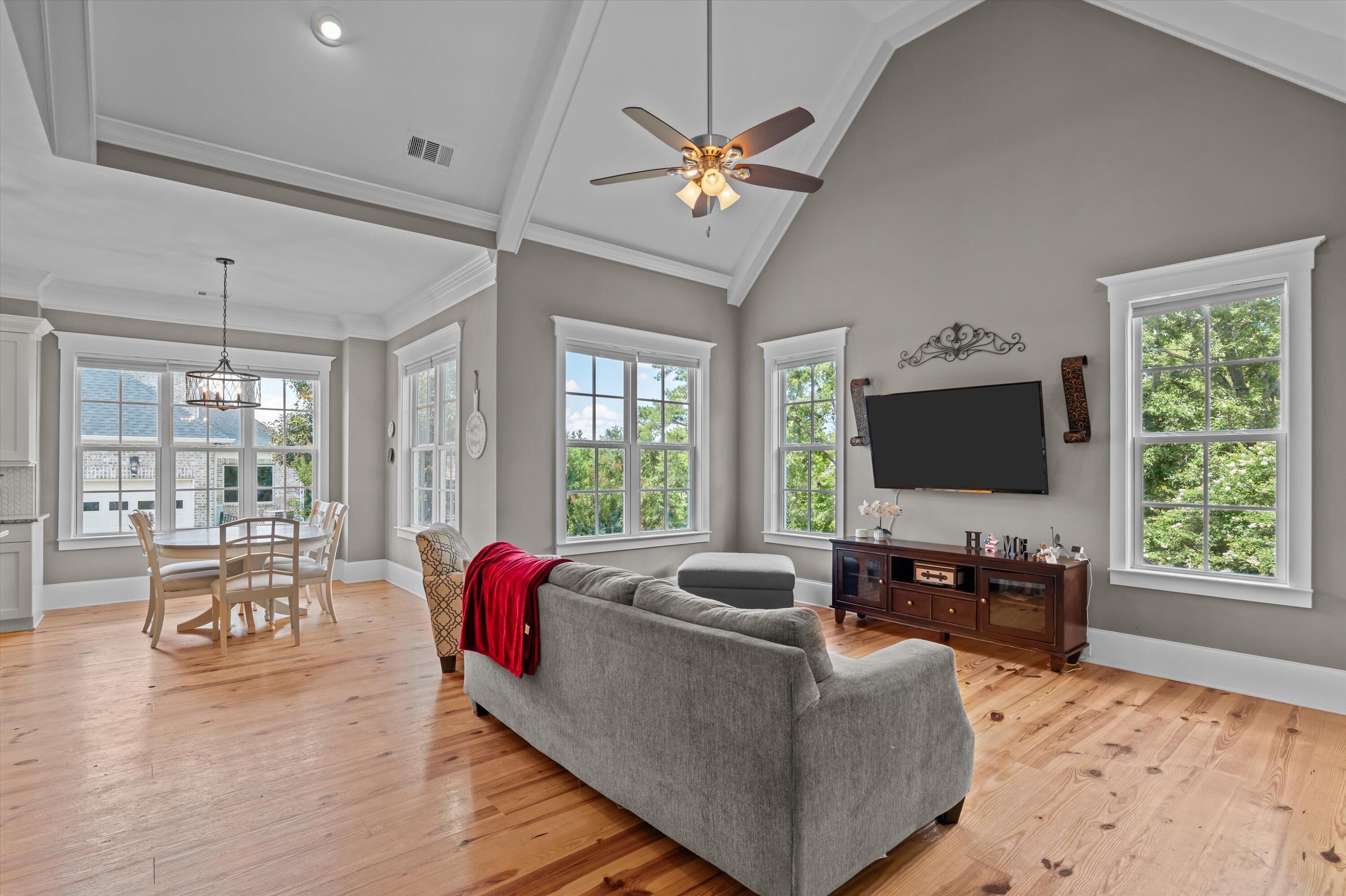 628 Emerald Crossing