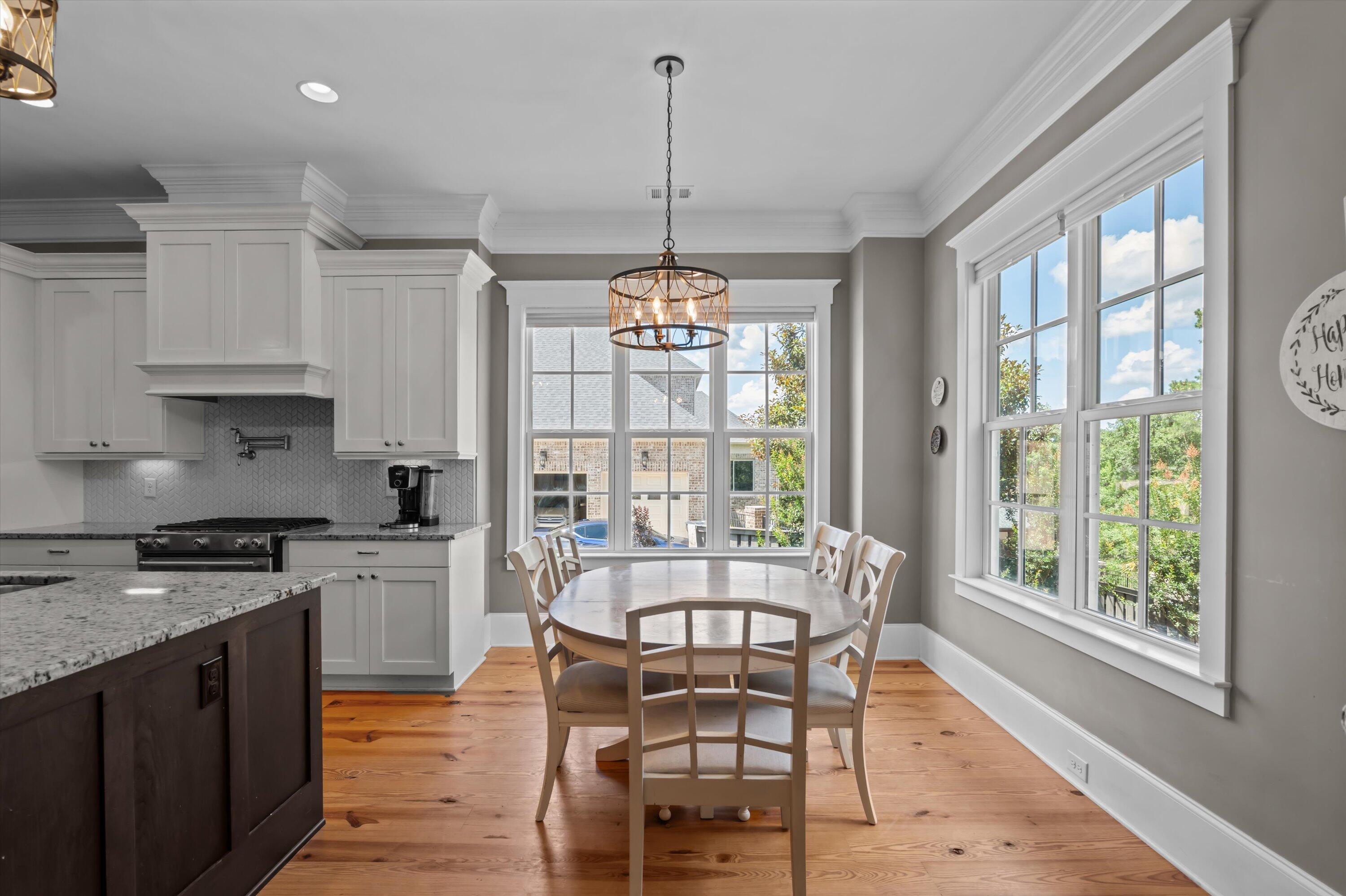 628 Emerald Crossing