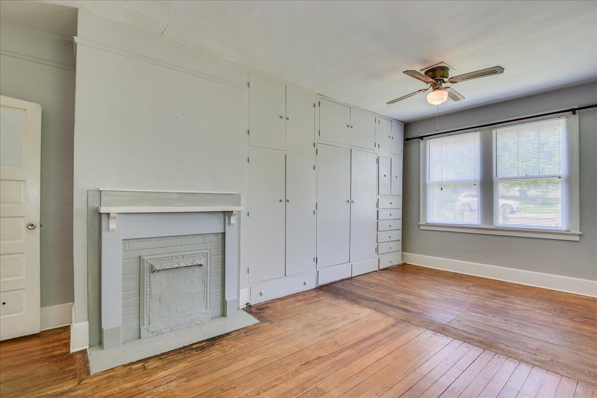 844 Heard Avenue