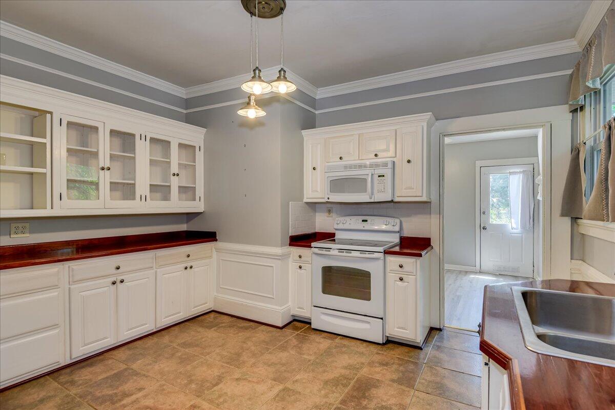 844 Heard Avenue