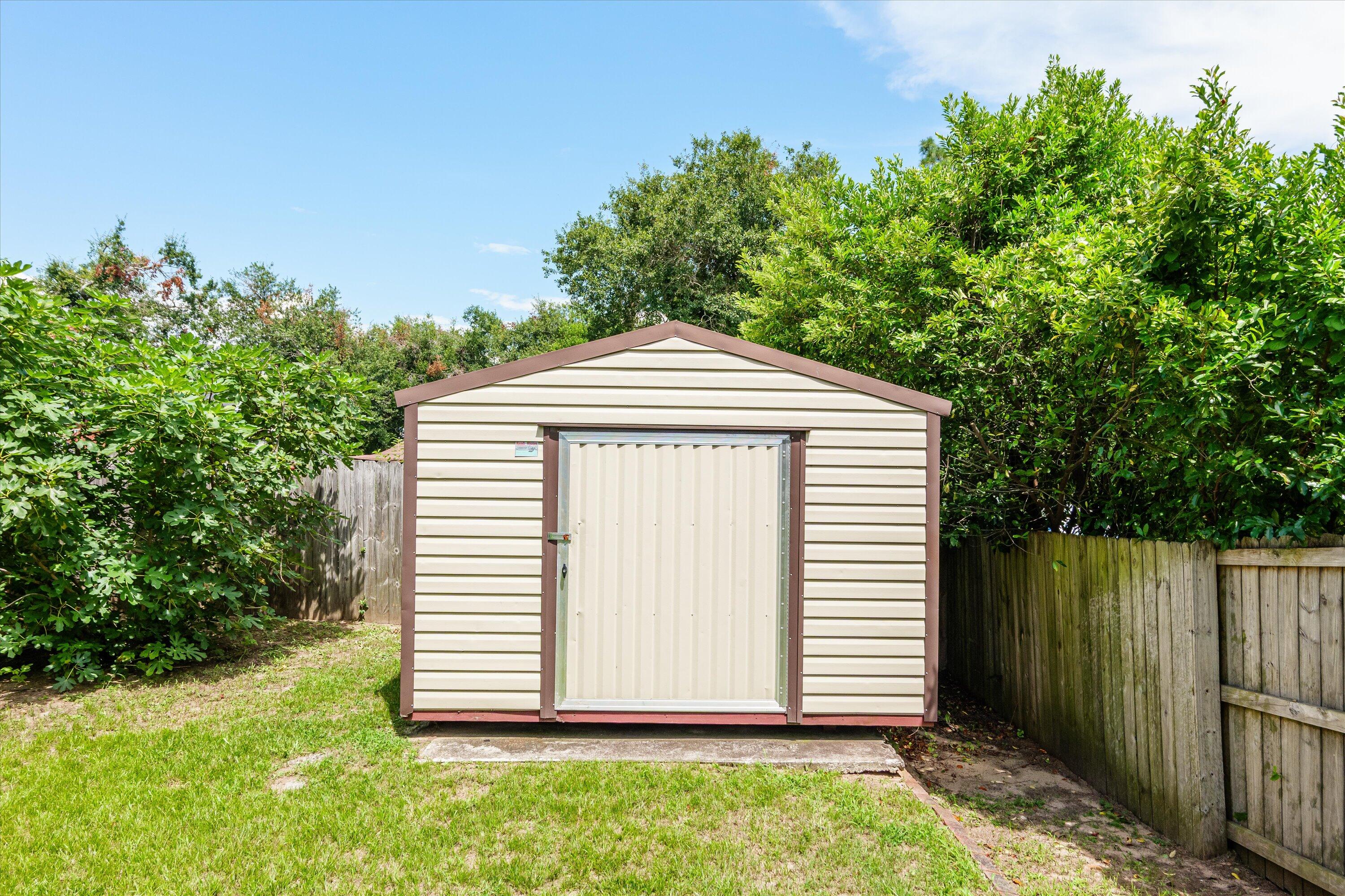1216 Heard Avenue