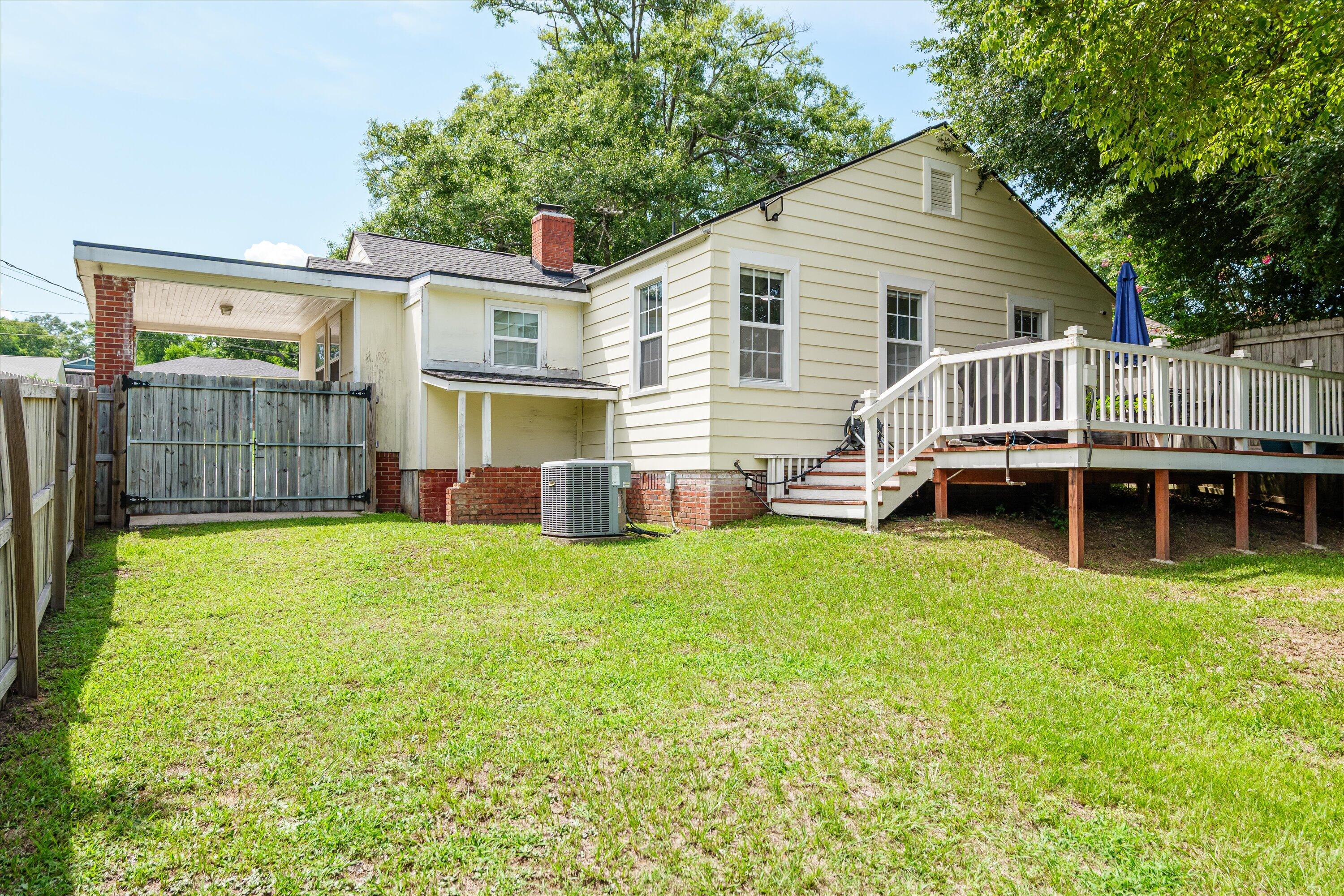 1216 Heard Avenue