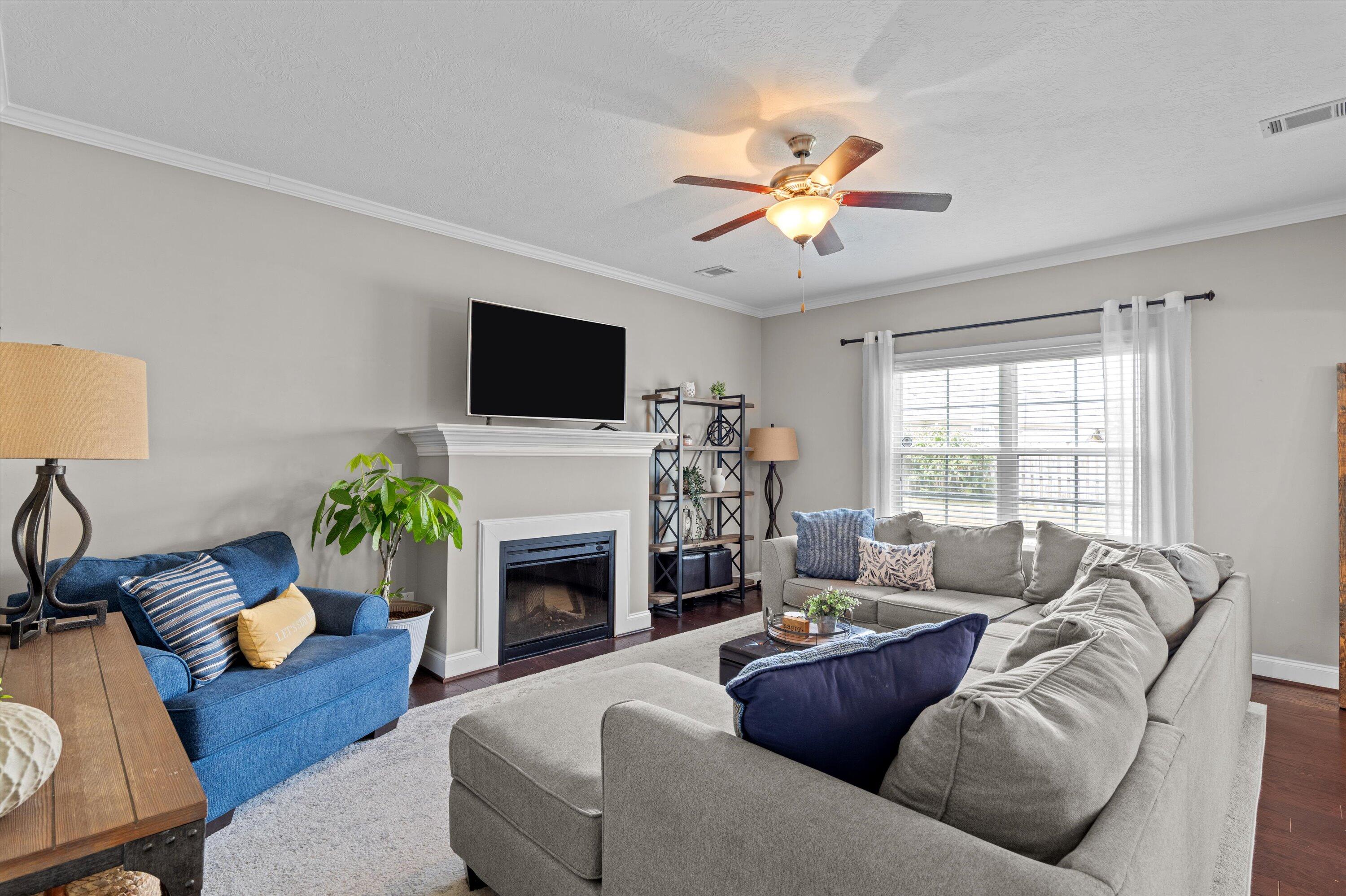 2515 Kari Lane