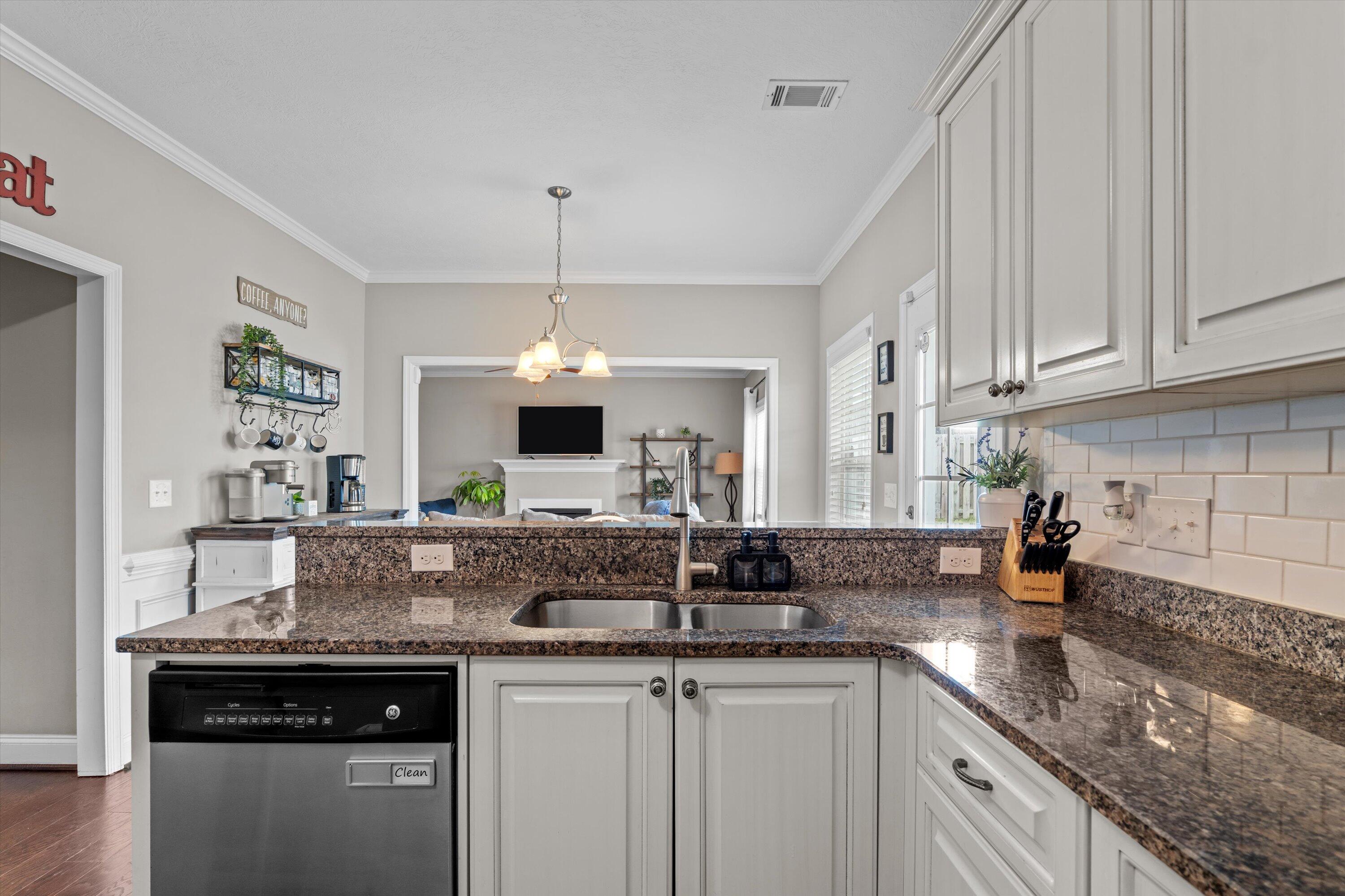 2515 Kari Lane