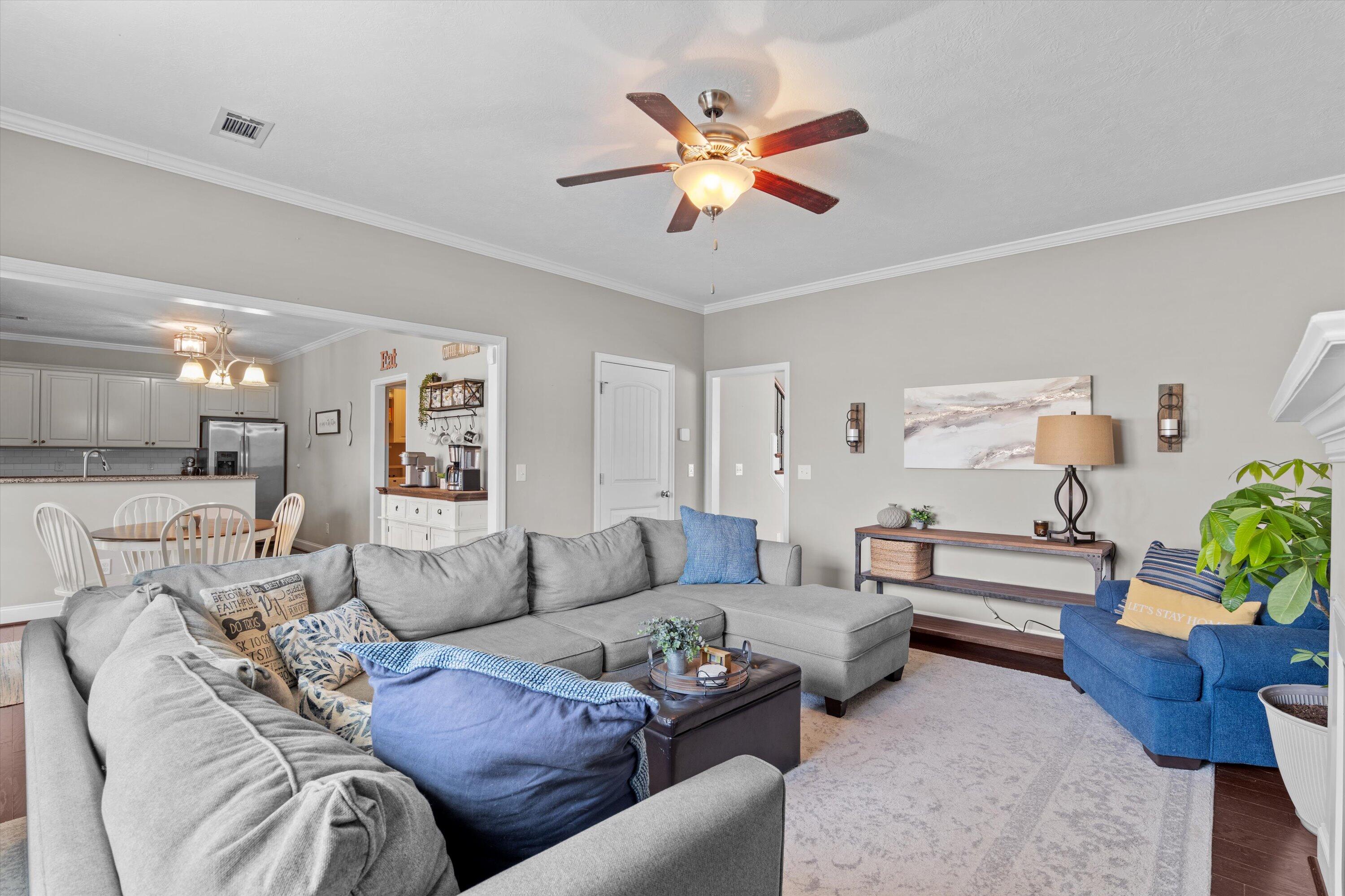 2515 Kari Lane
