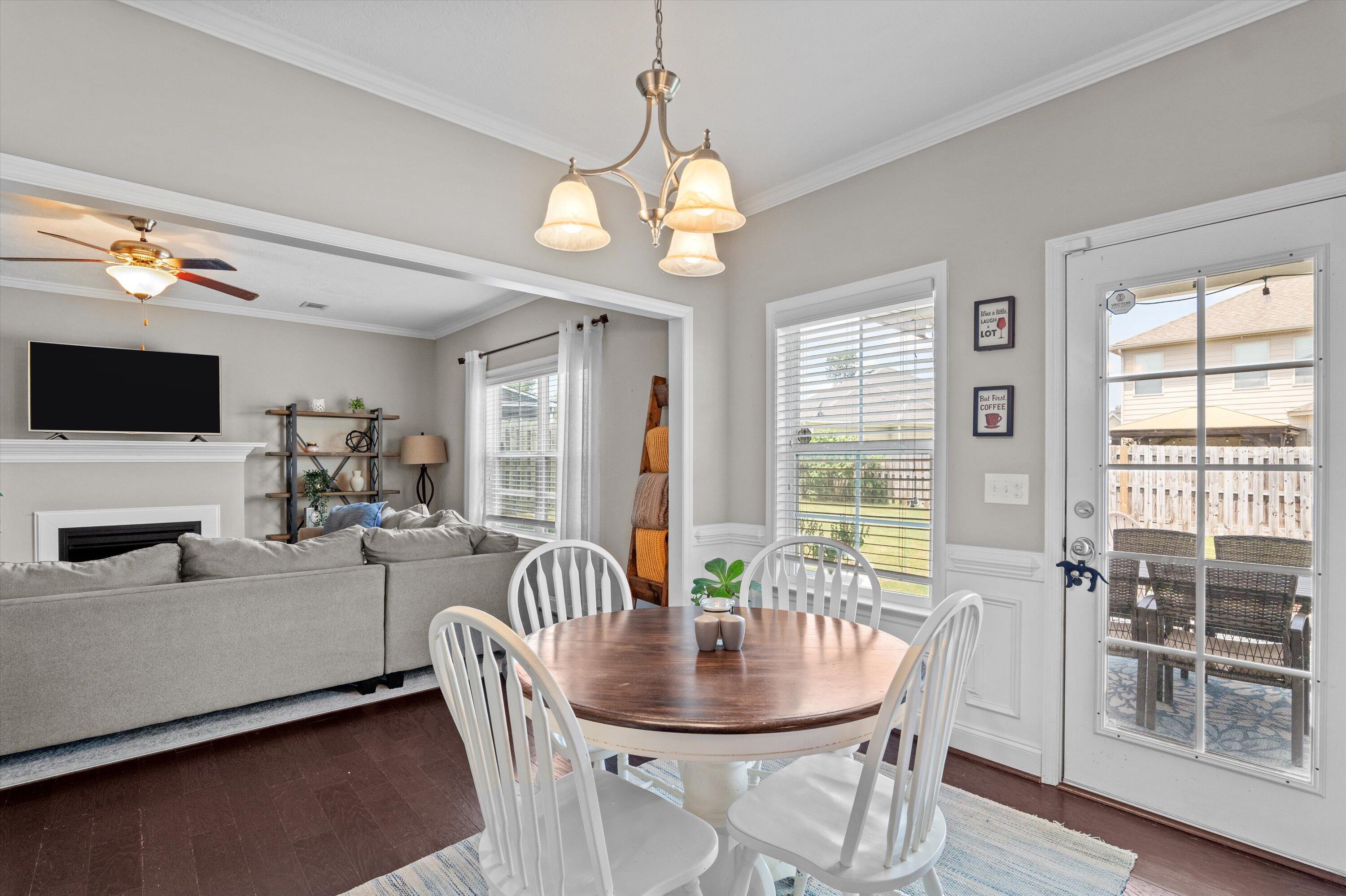 2515 Kari Lane