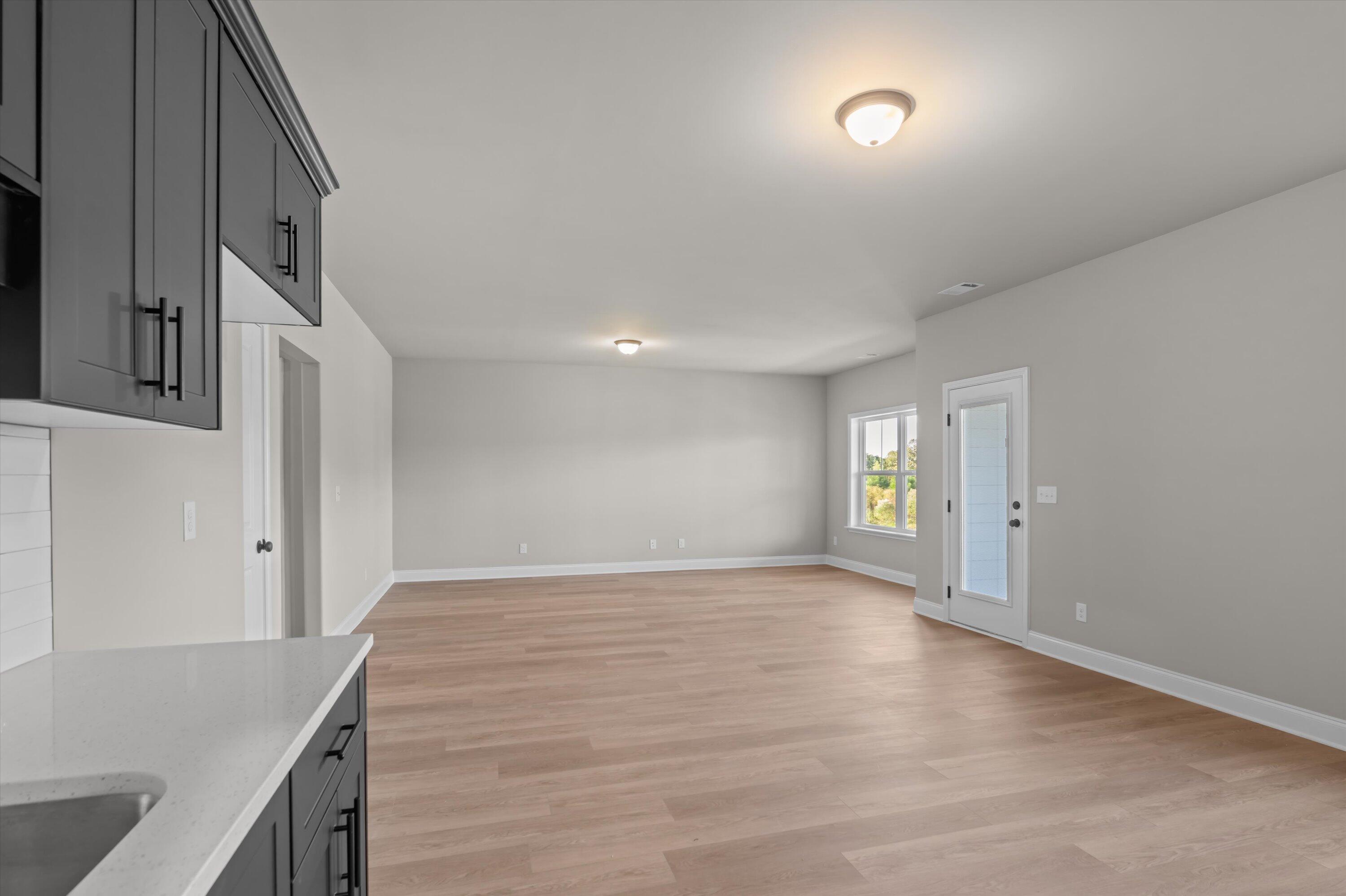 2458 Laurens Street