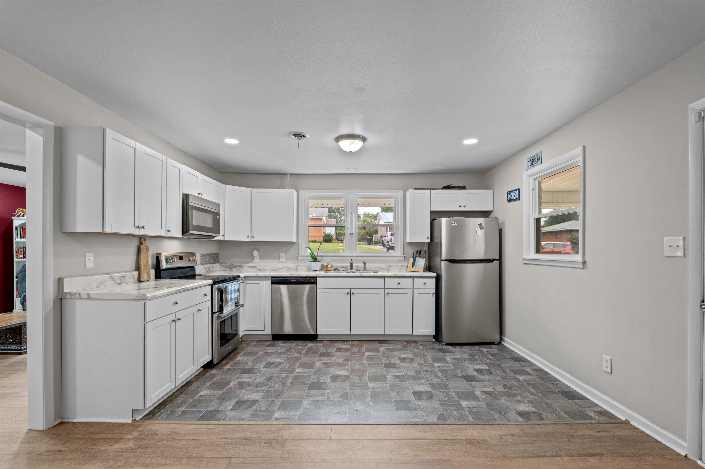 2144 Alfred Lane