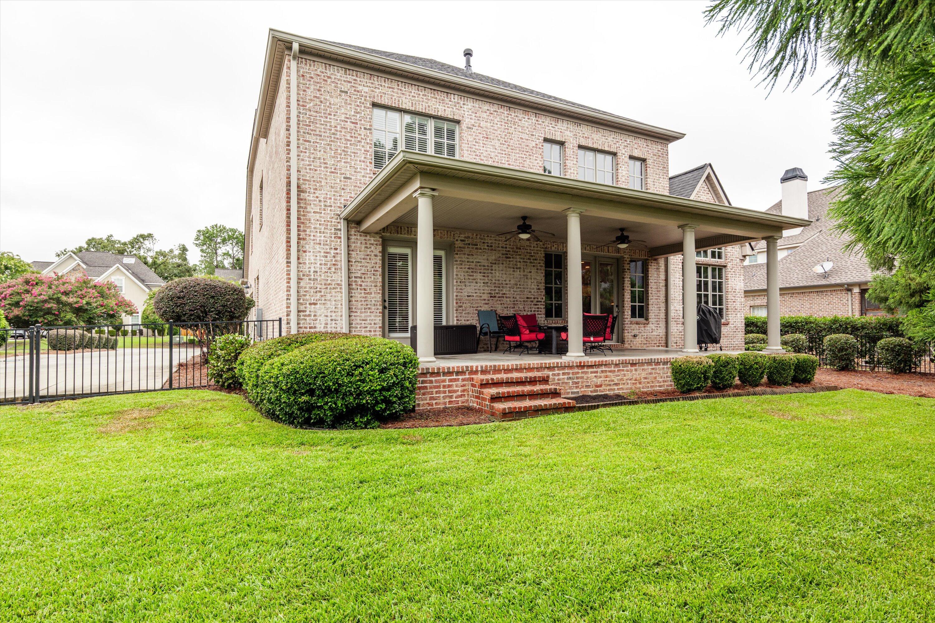 1013 Emerald Place
