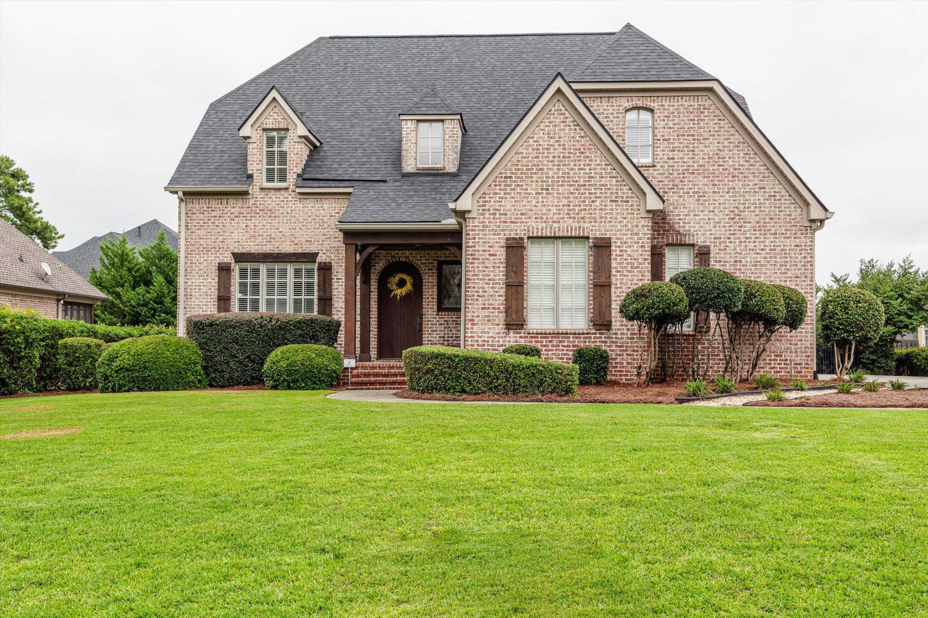 1013 Emerald Place