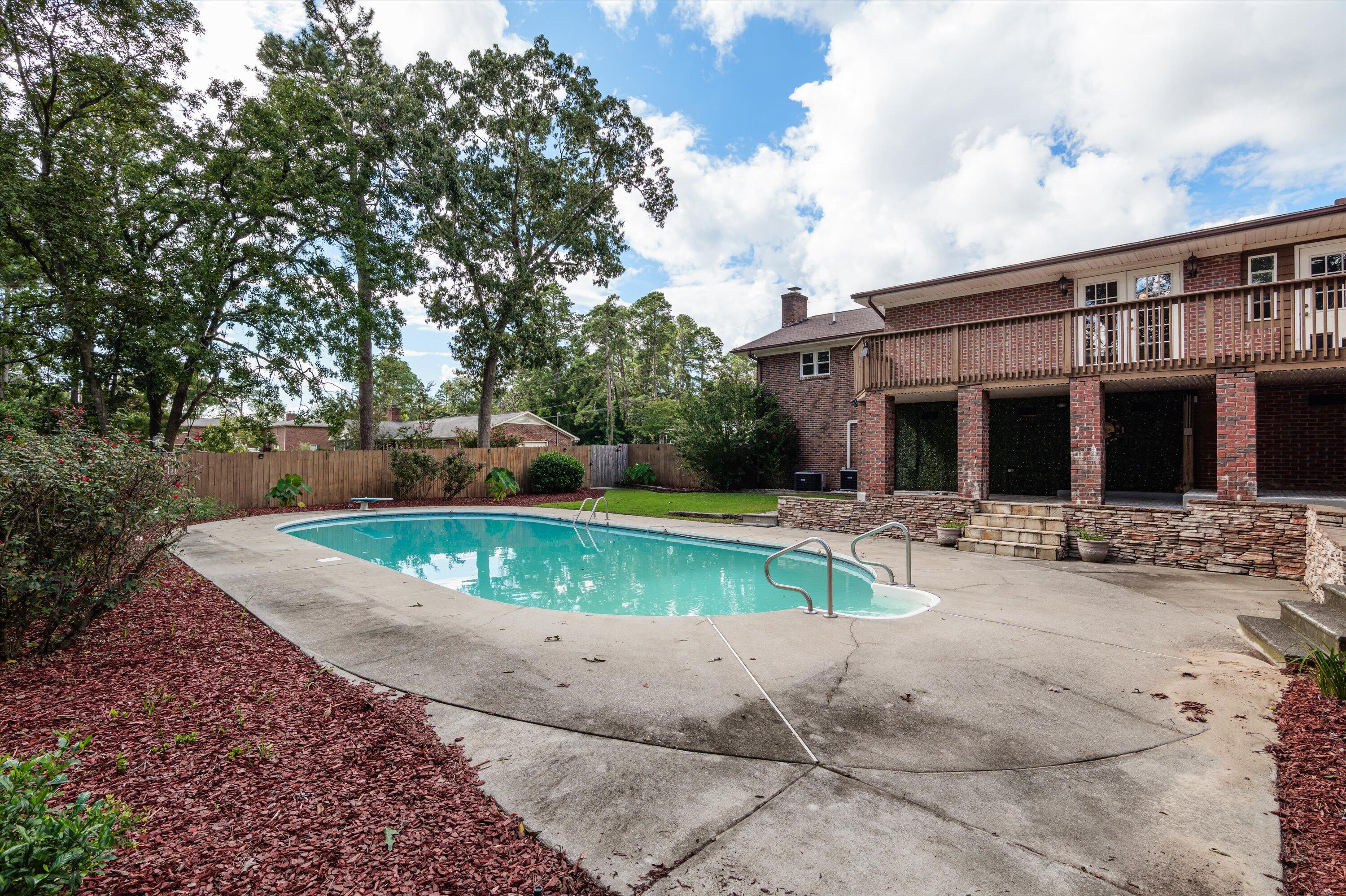 117 Ridgecrest Road