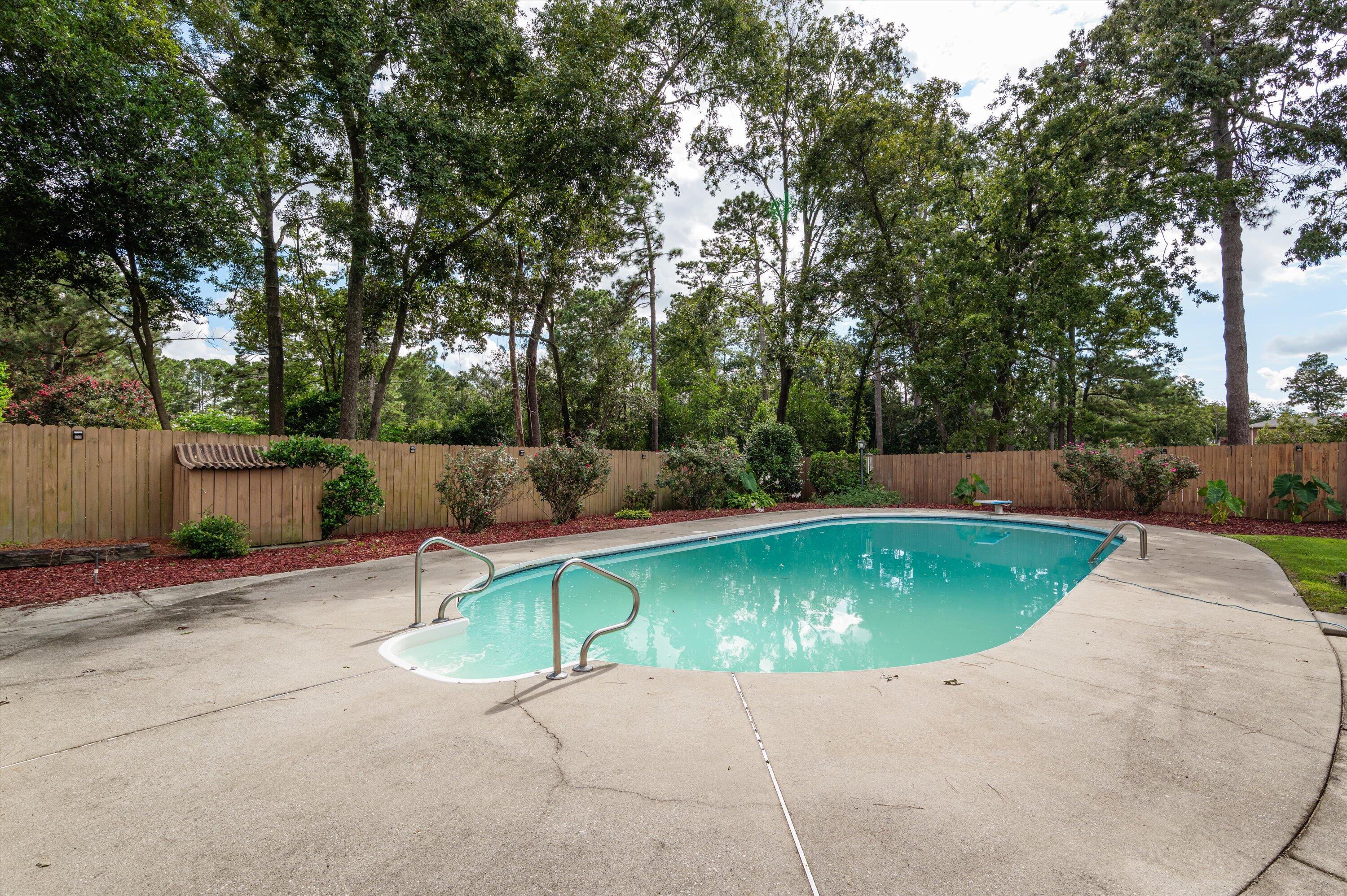 117 Ridgecrest Road