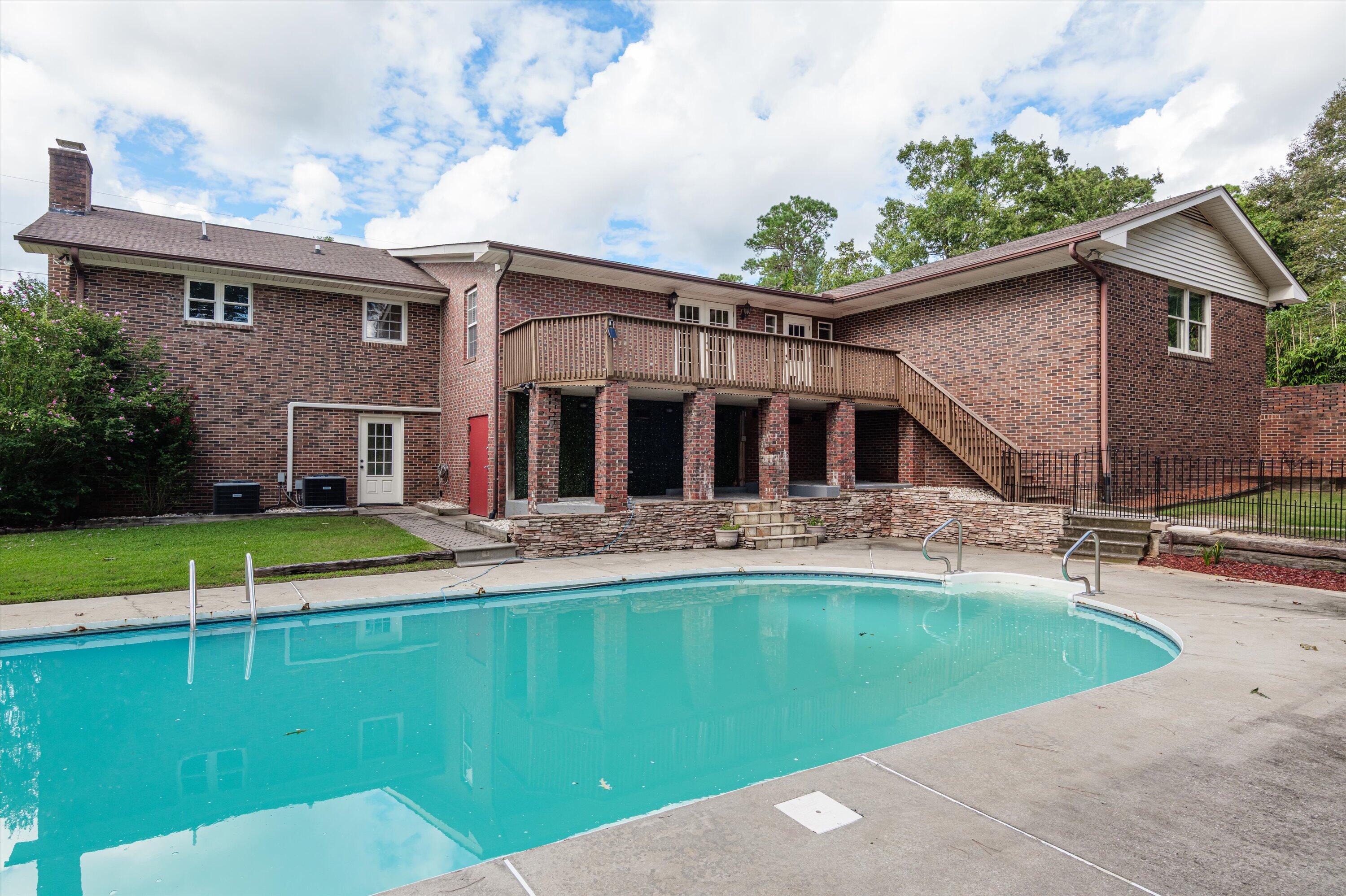 117 Ridgecrest Road