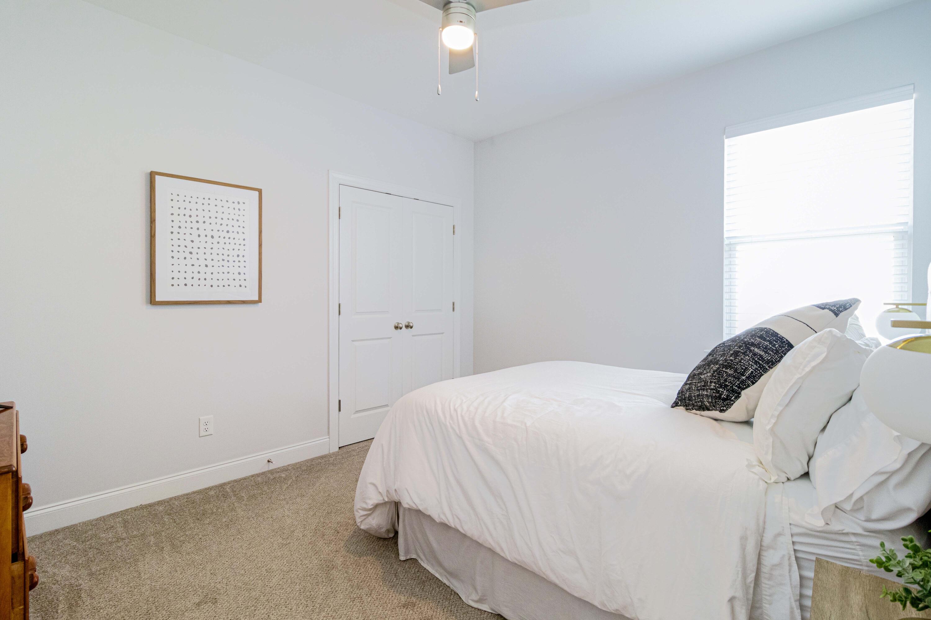 555 Rivernorth Dr.