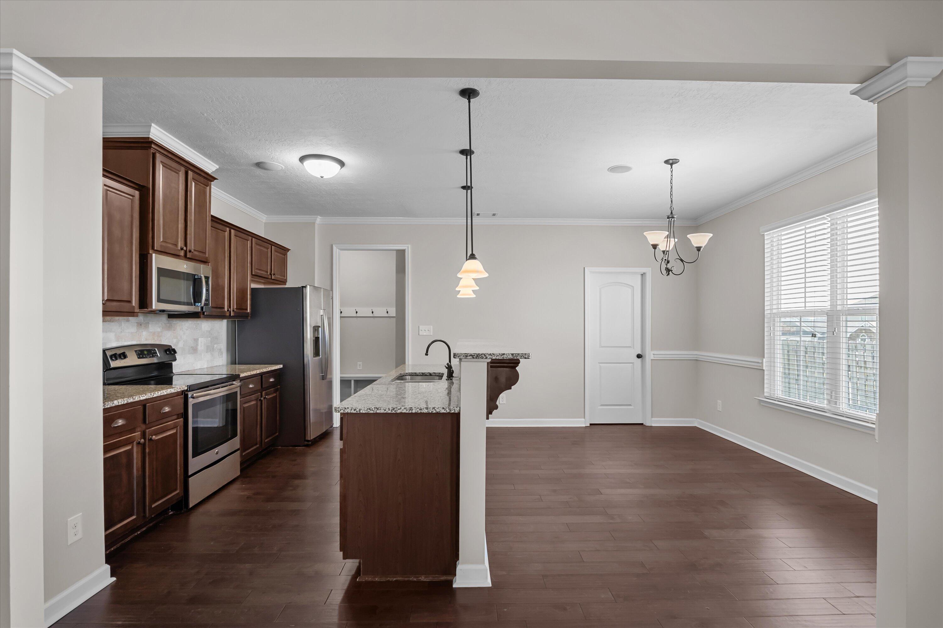 4020 Pullman Circle