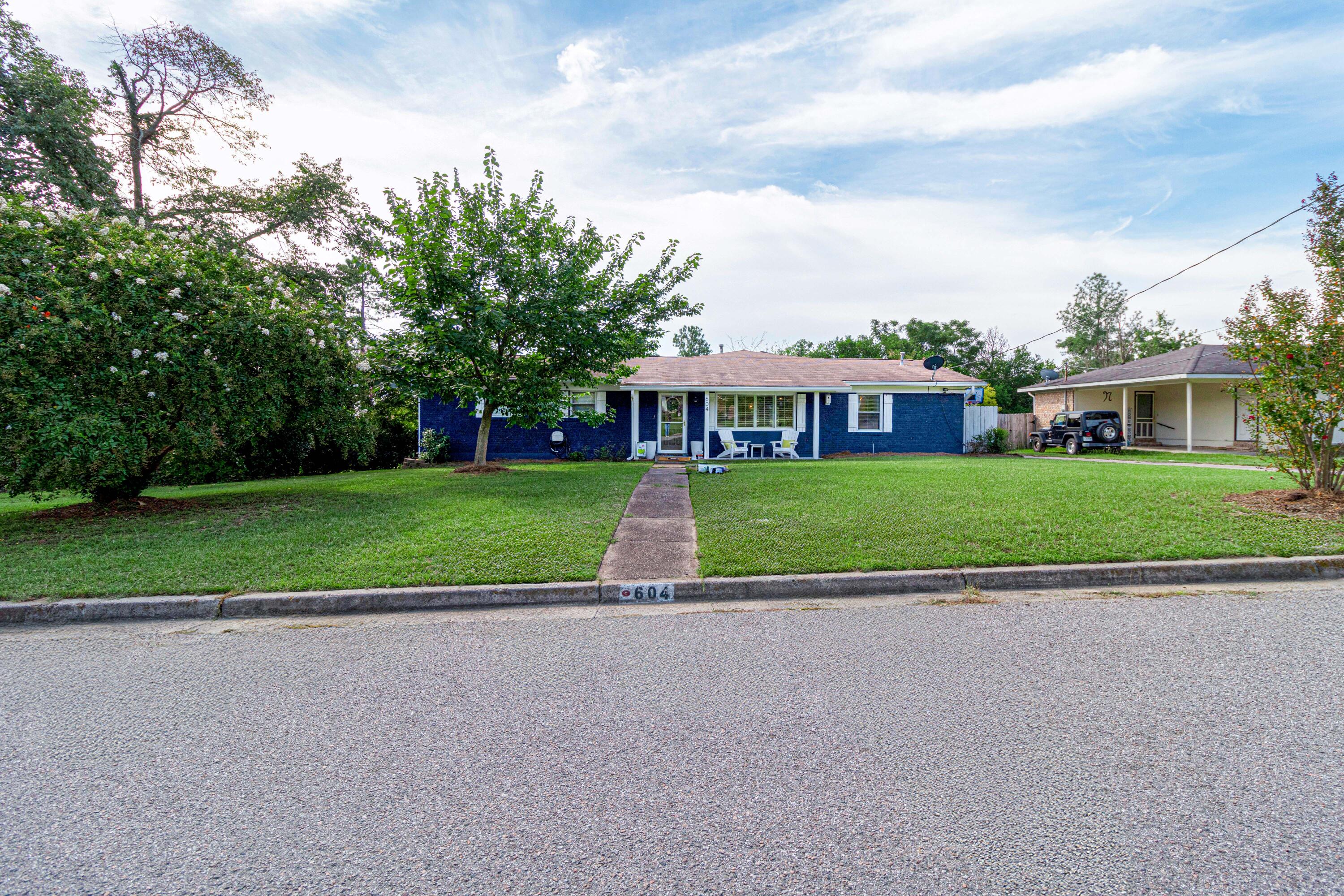 604 Edisto Dr.