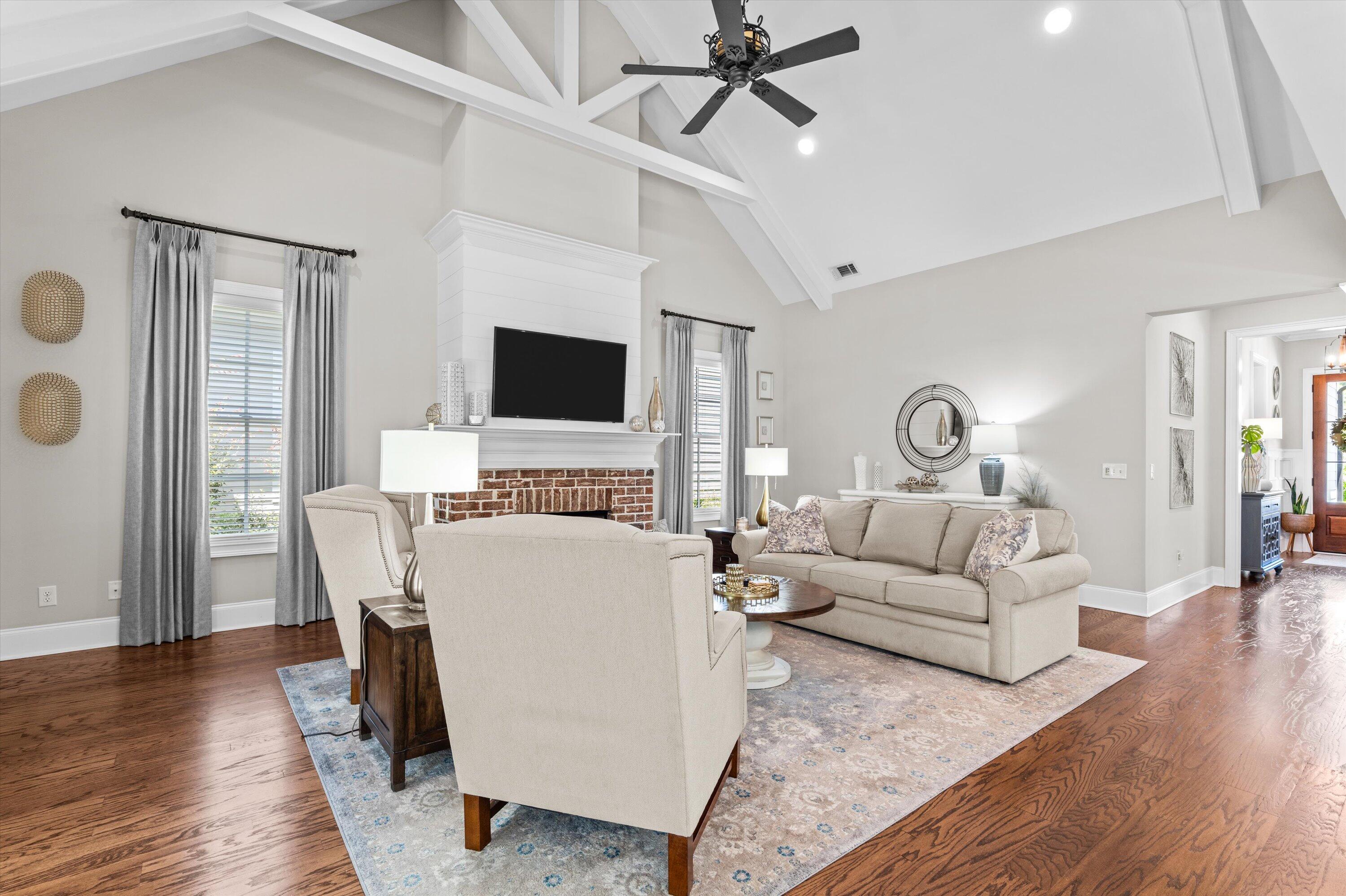 217 Hornsby Lane