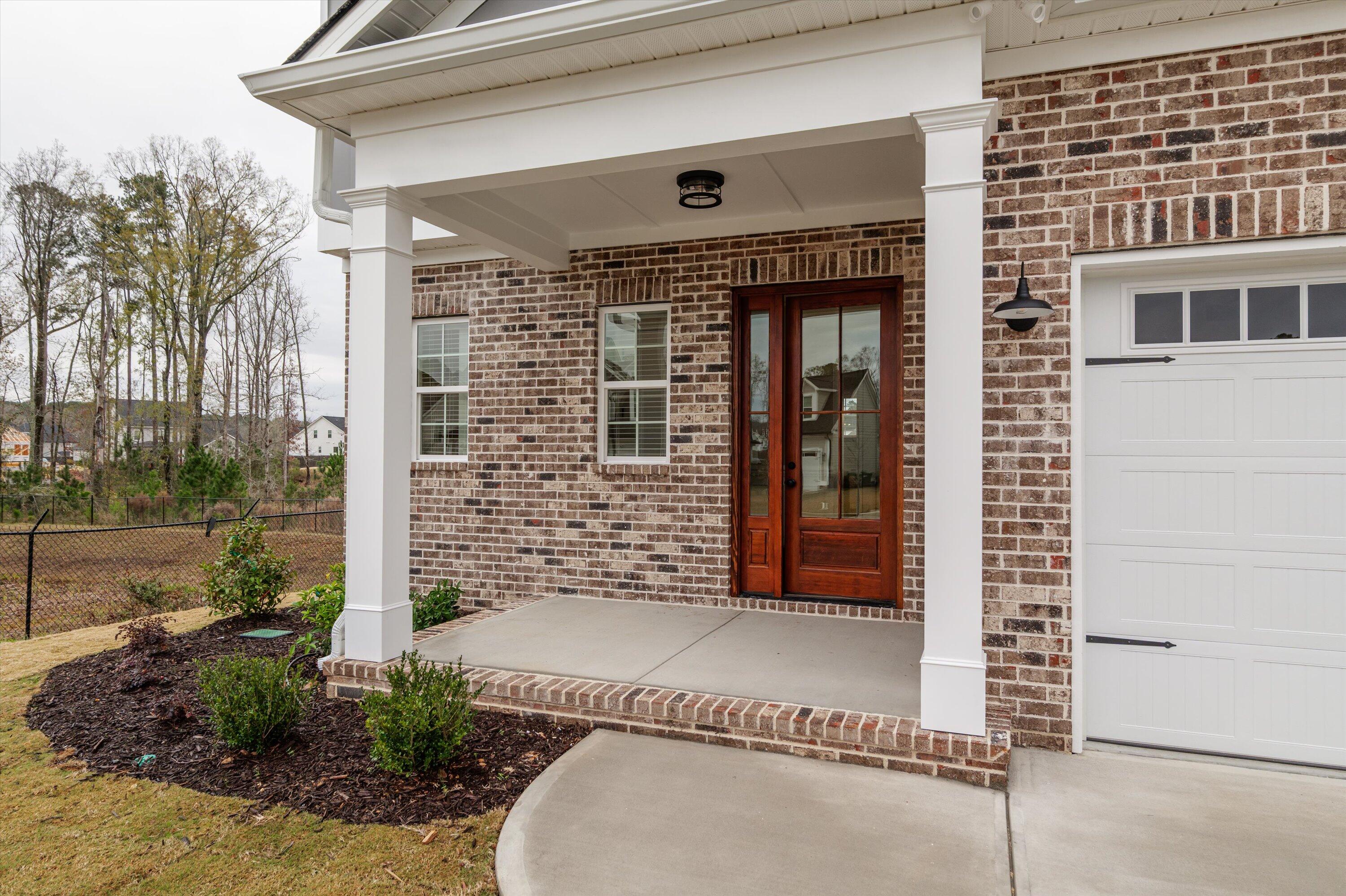 616 River Oaks Lane