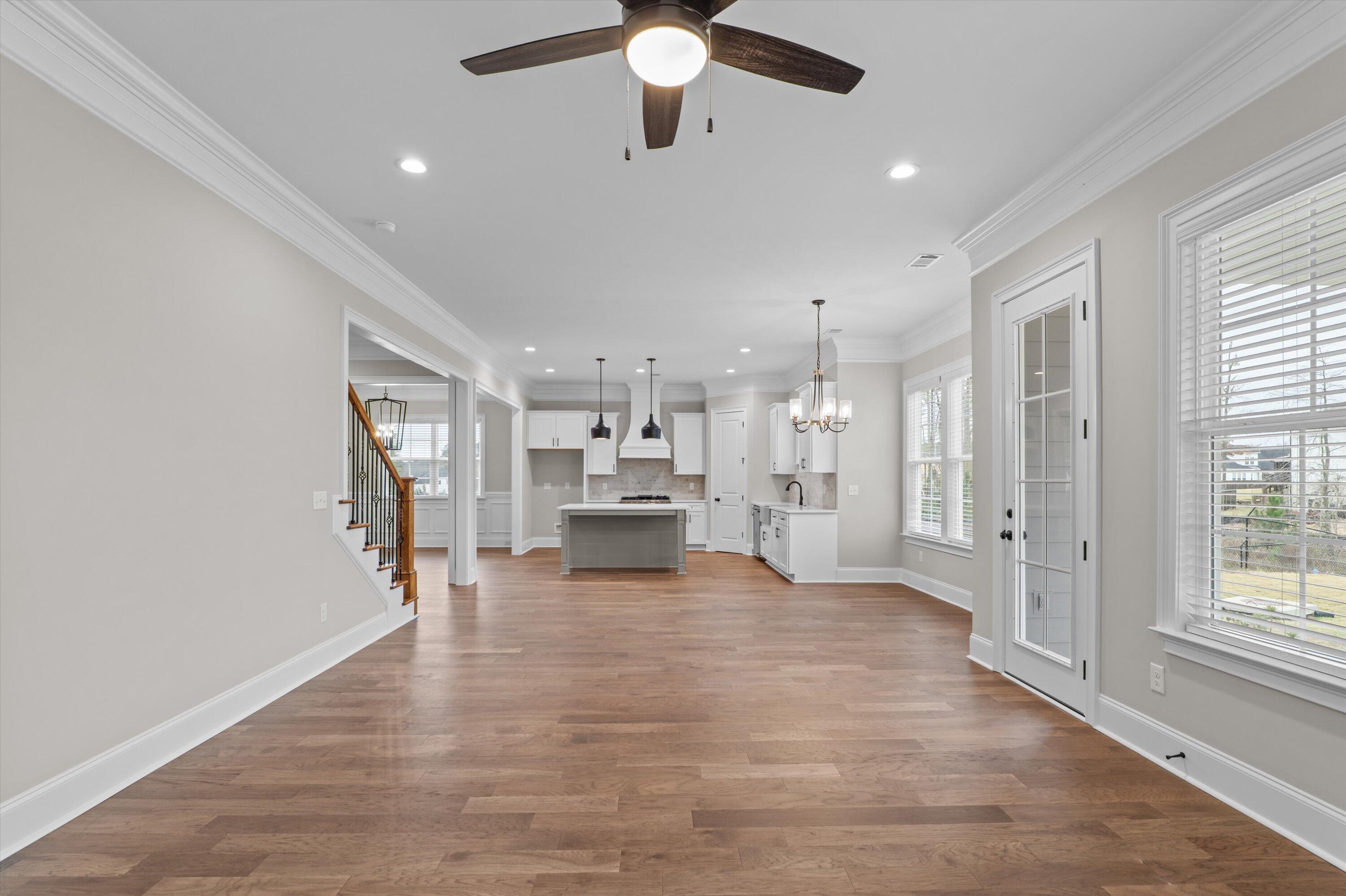 616 River Oaks Lane