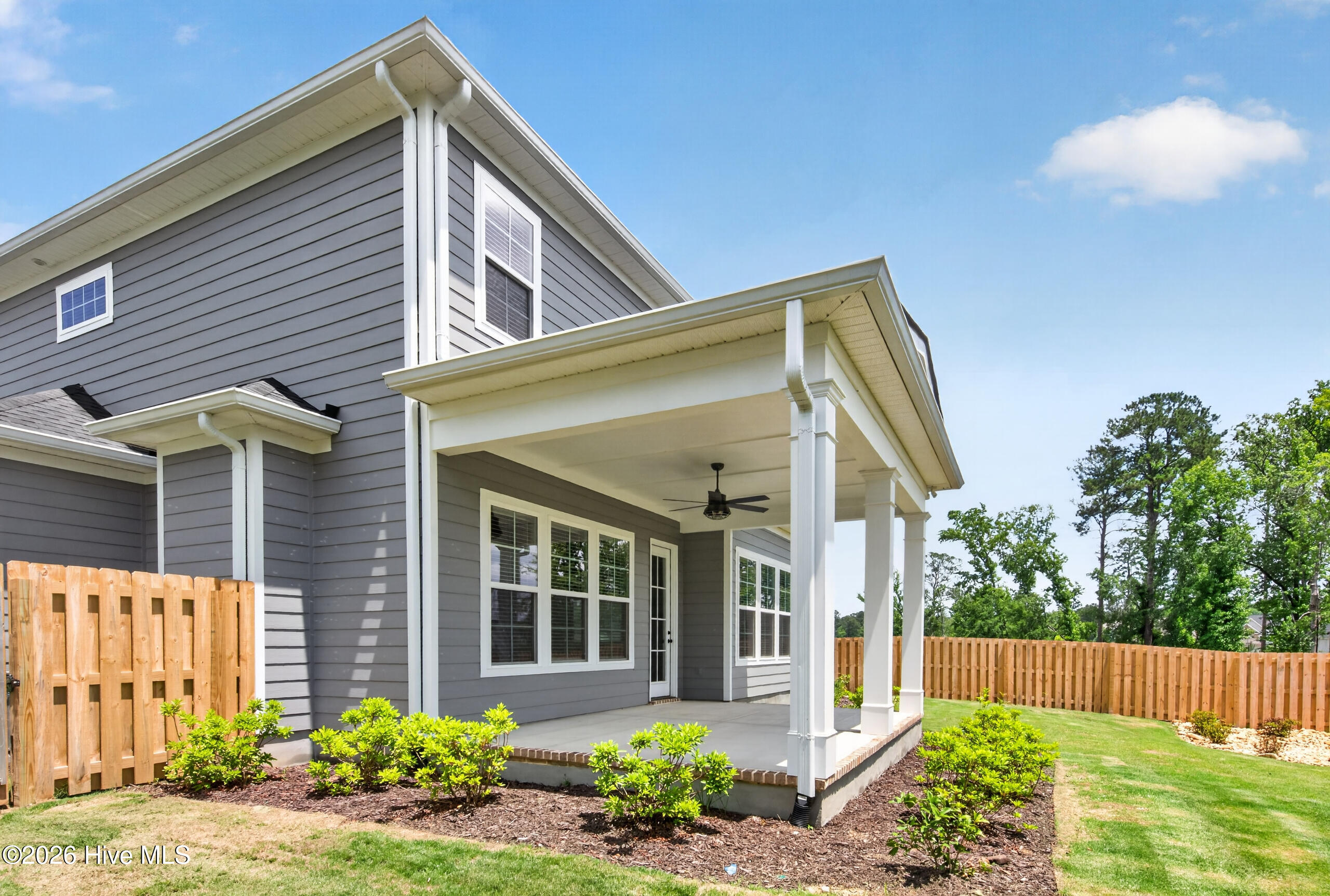 616 River Oaks Lane