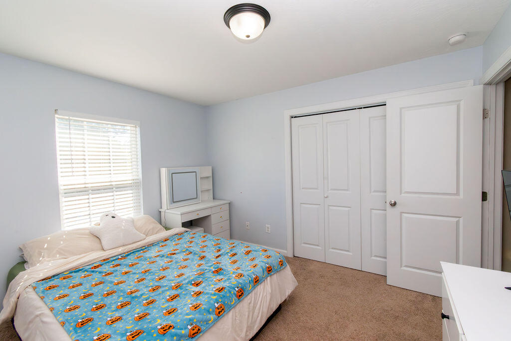 280 Palamon Dr