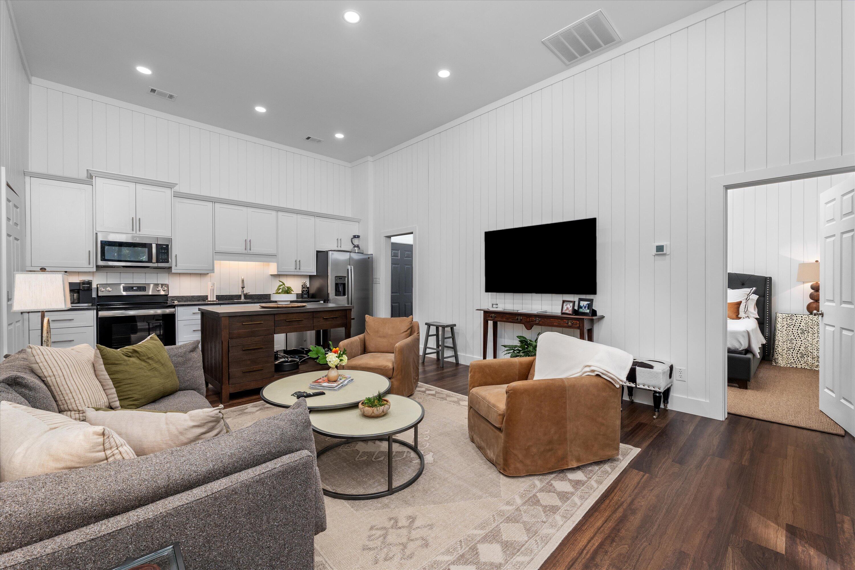 4111 Rivermont Drive