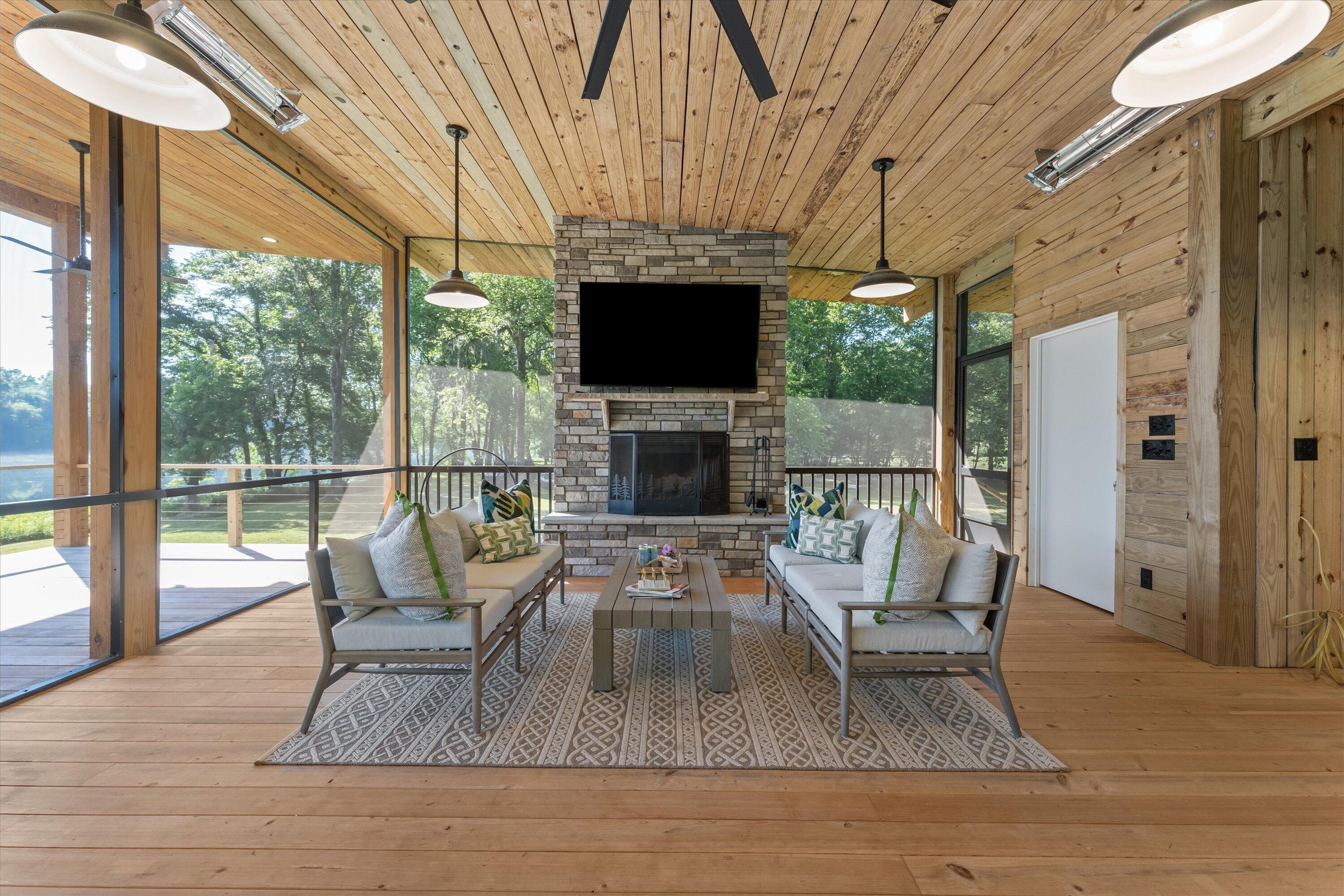 4111 Rivermont Drive