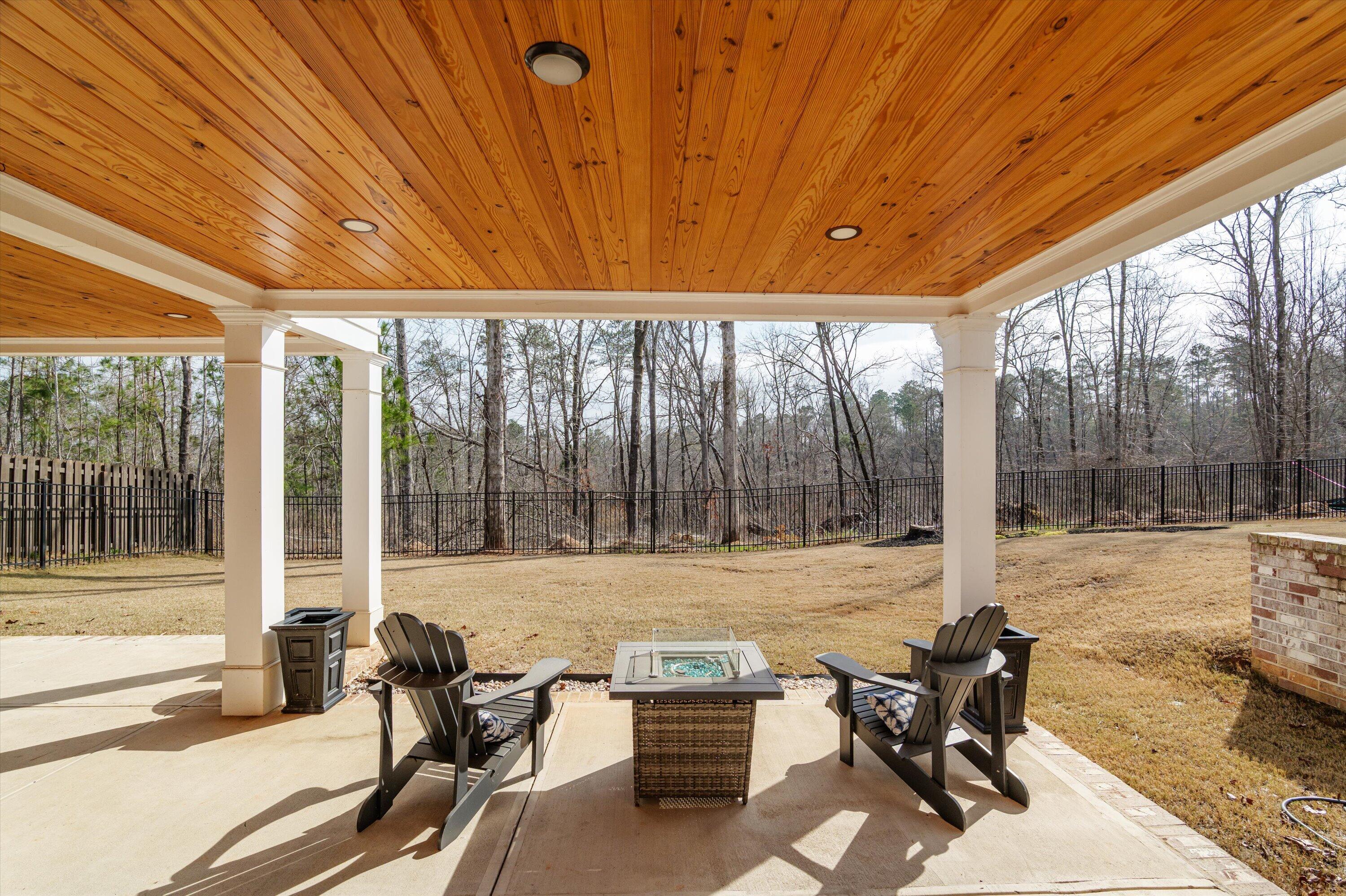 835 Audubon Way