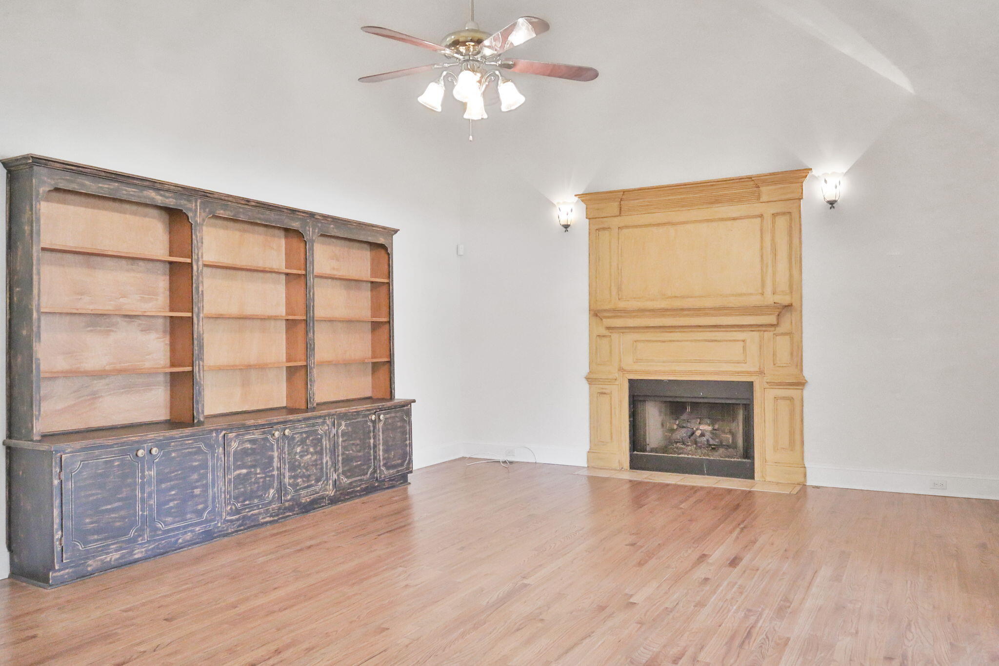 2022 Mayfield Drive