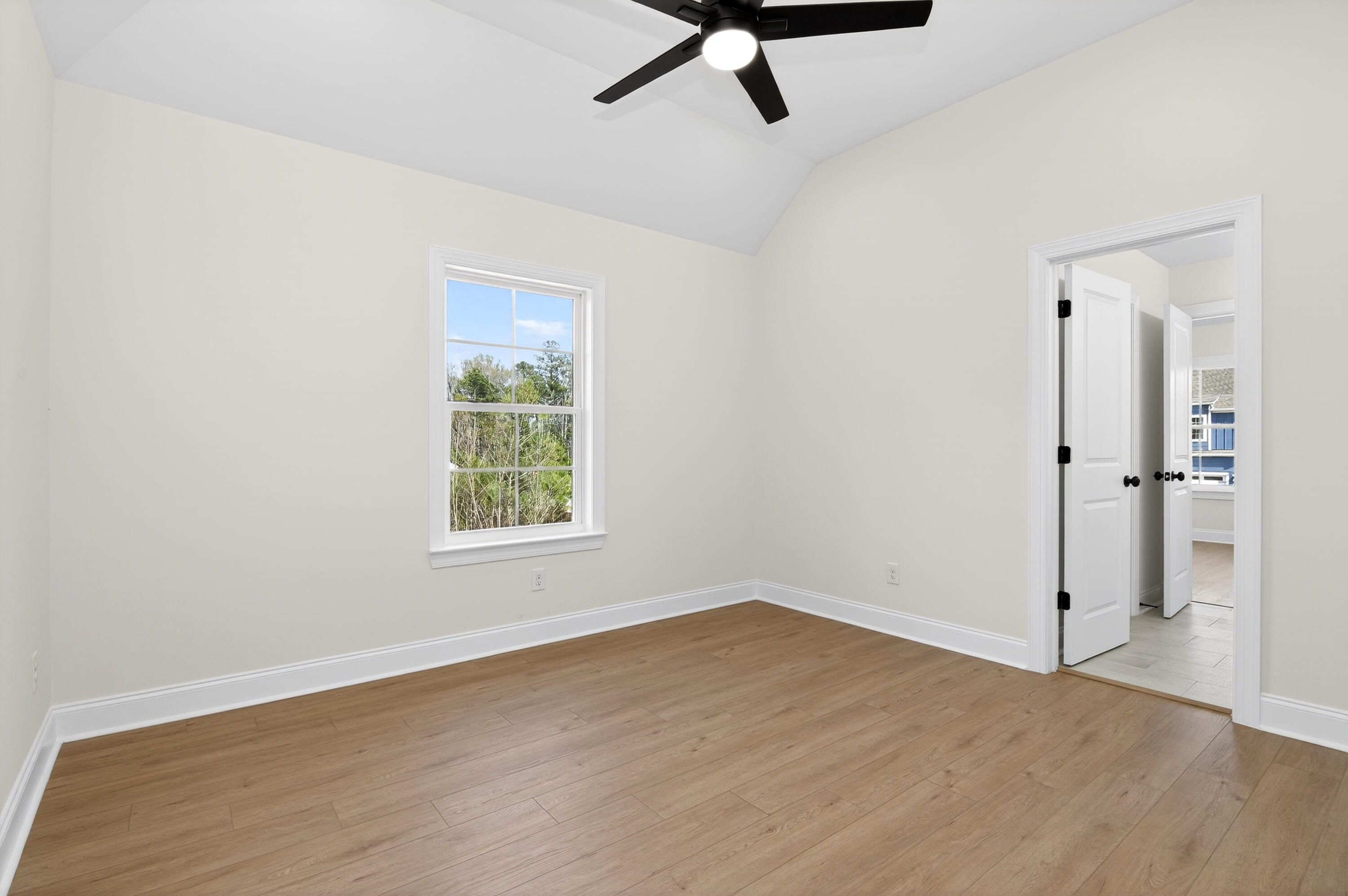 4023 Acorn Lane